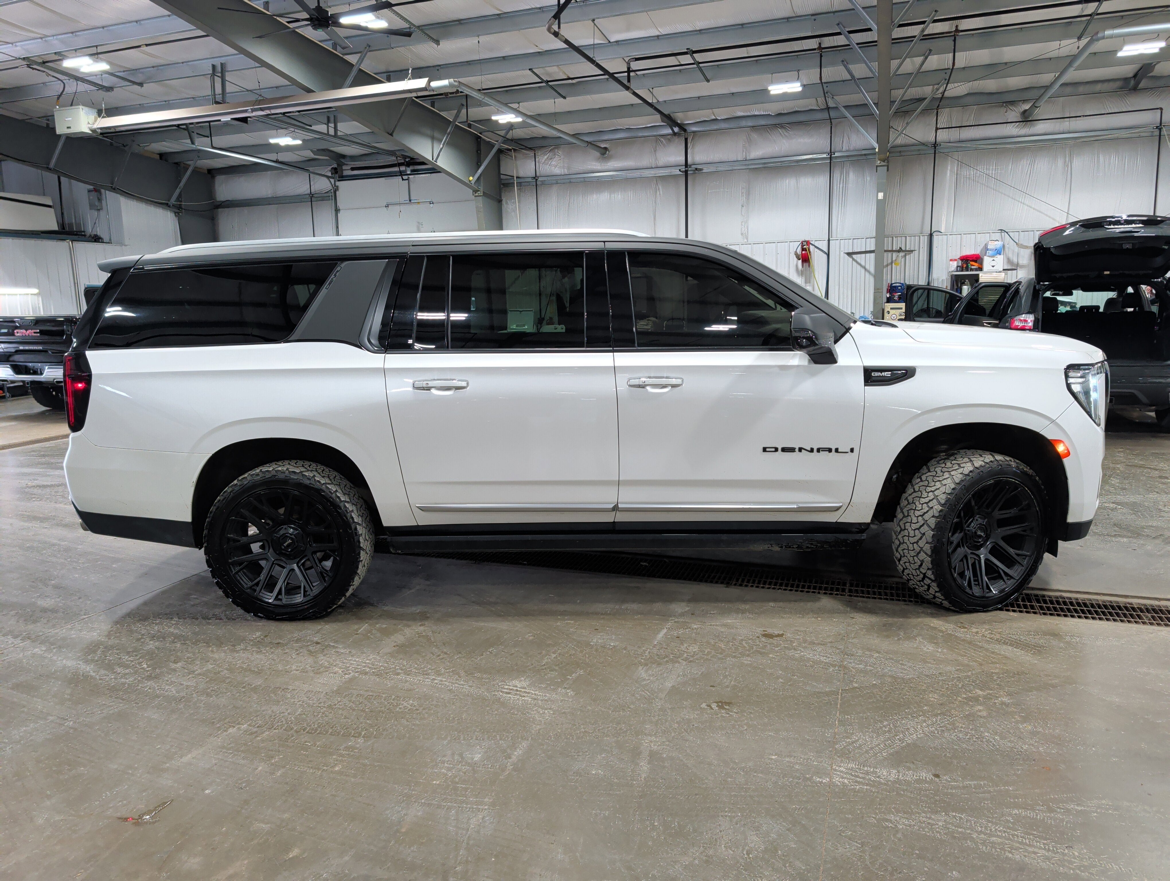 2022 GMC Yukon XL Denali