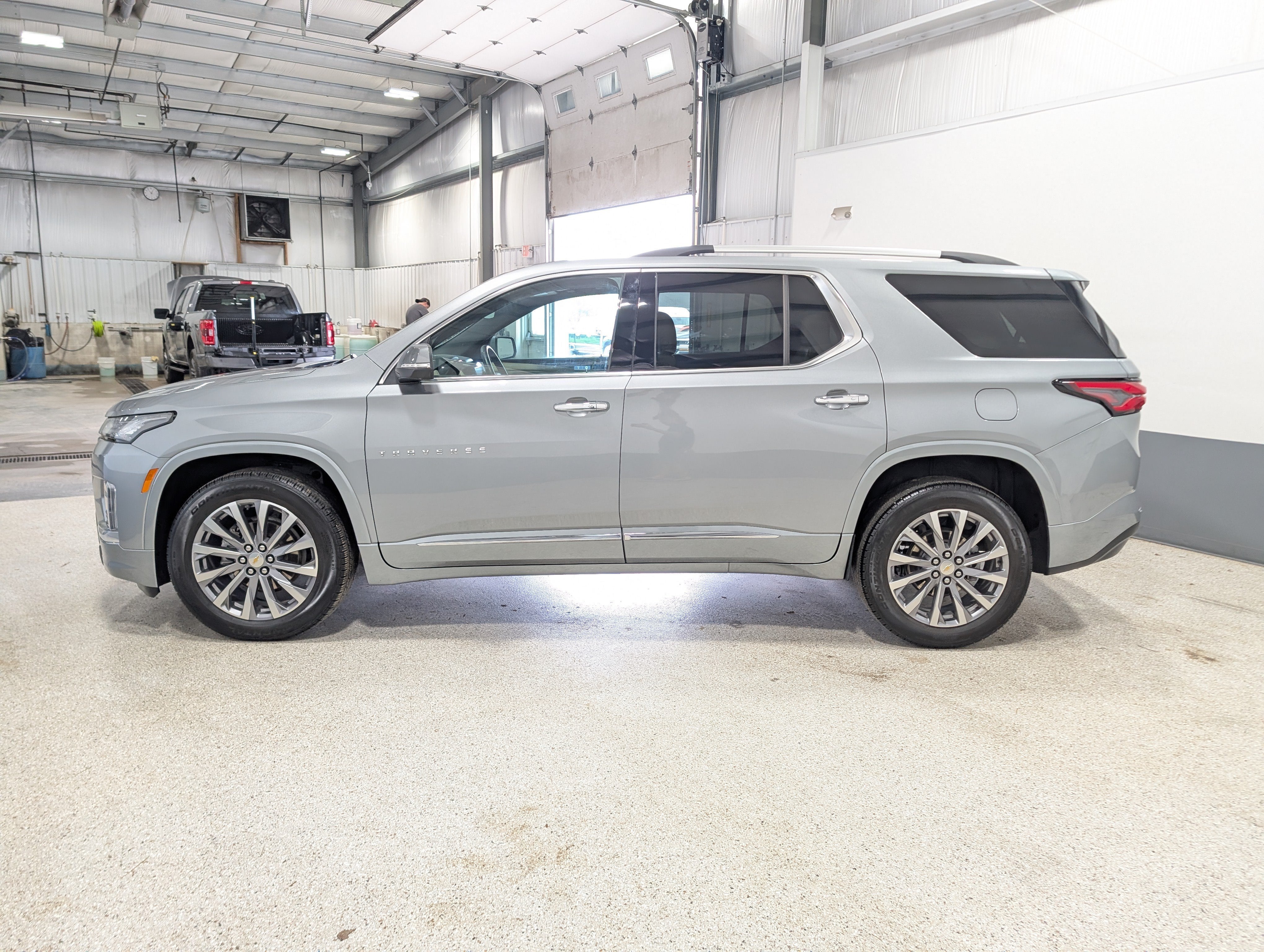 2023 Chevrolet Traverse Premier