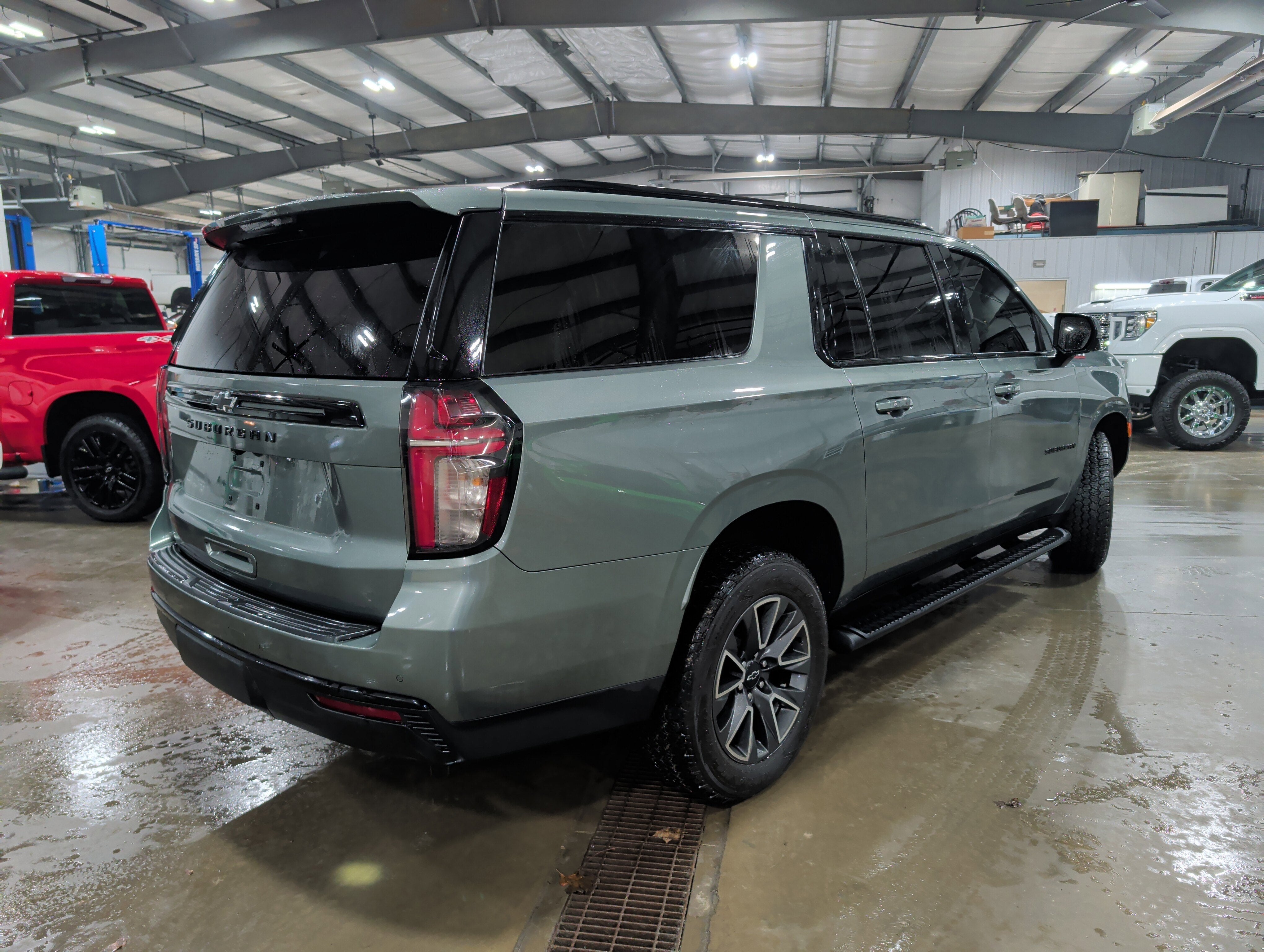 2023 Chevrolet Suburban Z71