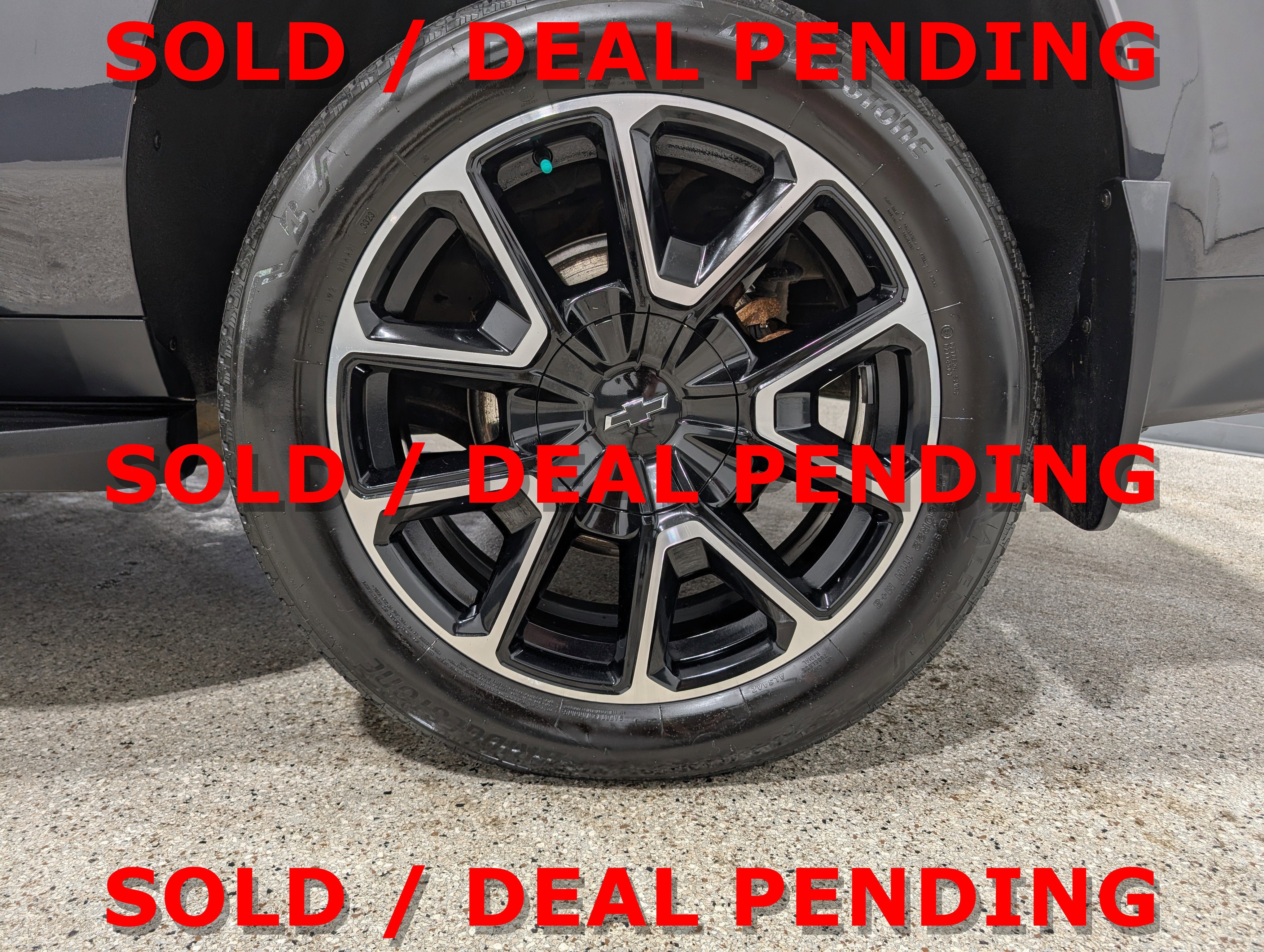 2023 Chevrolet Suburban RST