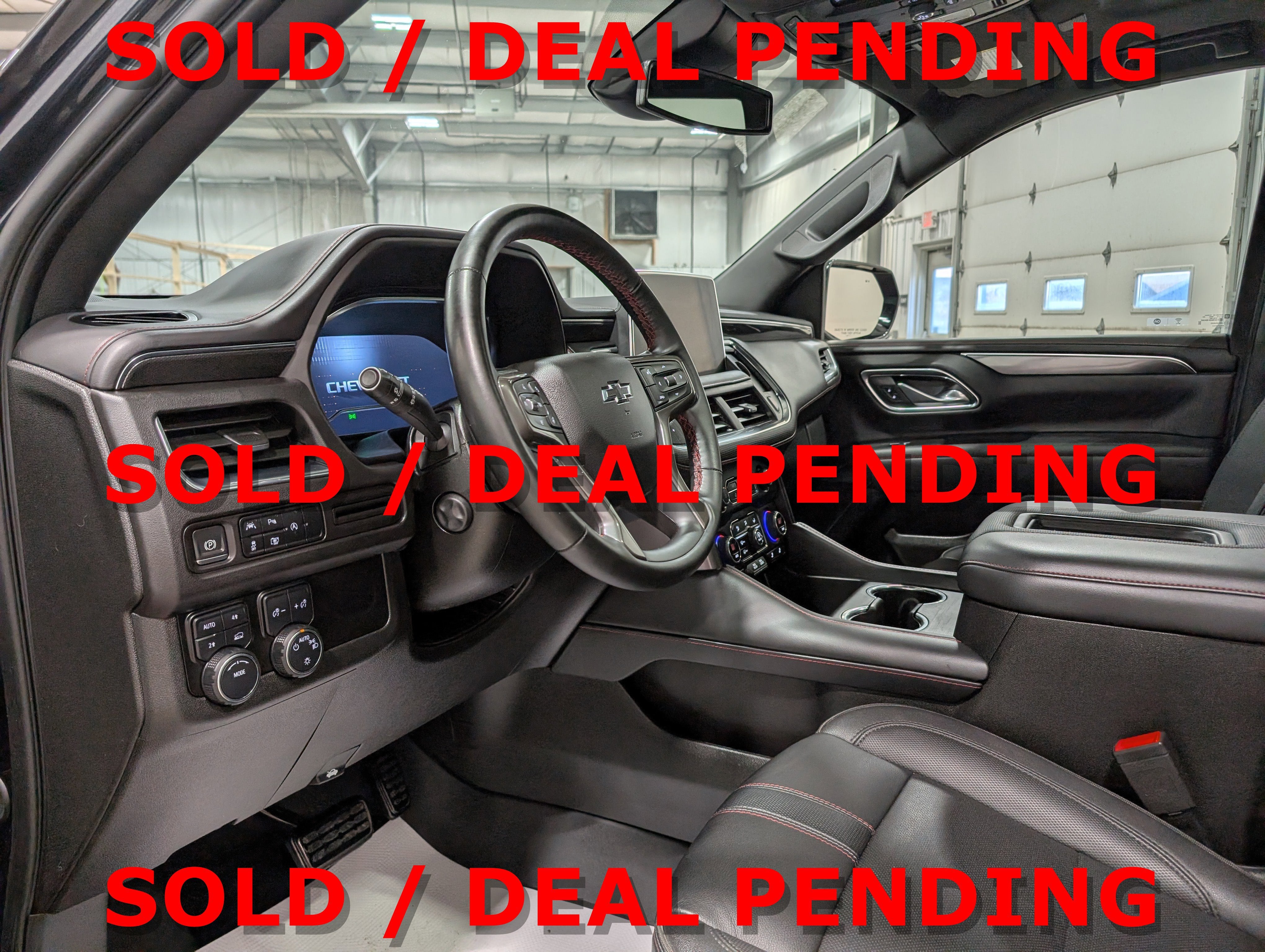 2023 Chevrolet Suburban RST