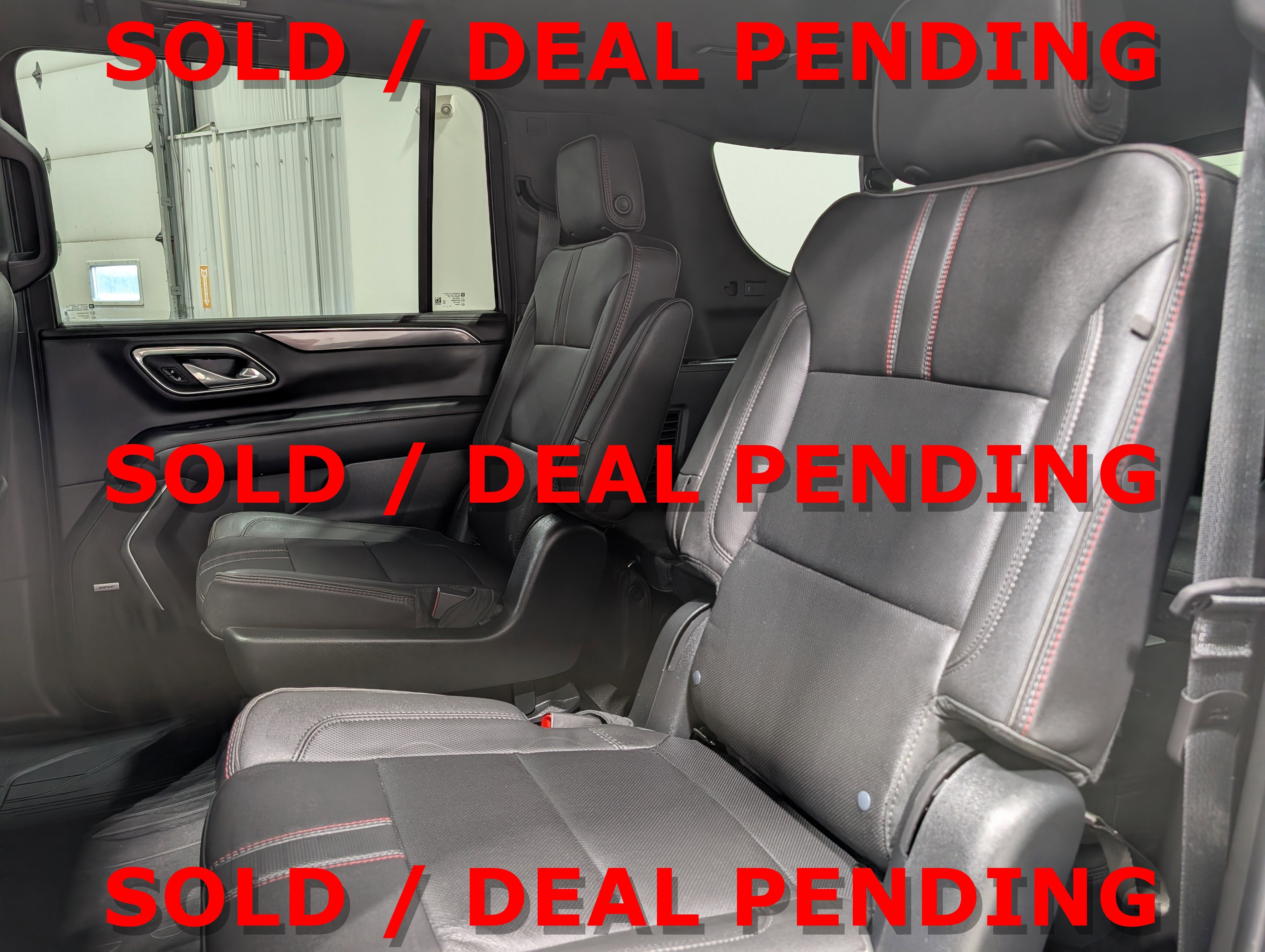 2023 Chevrolet Suburban RST