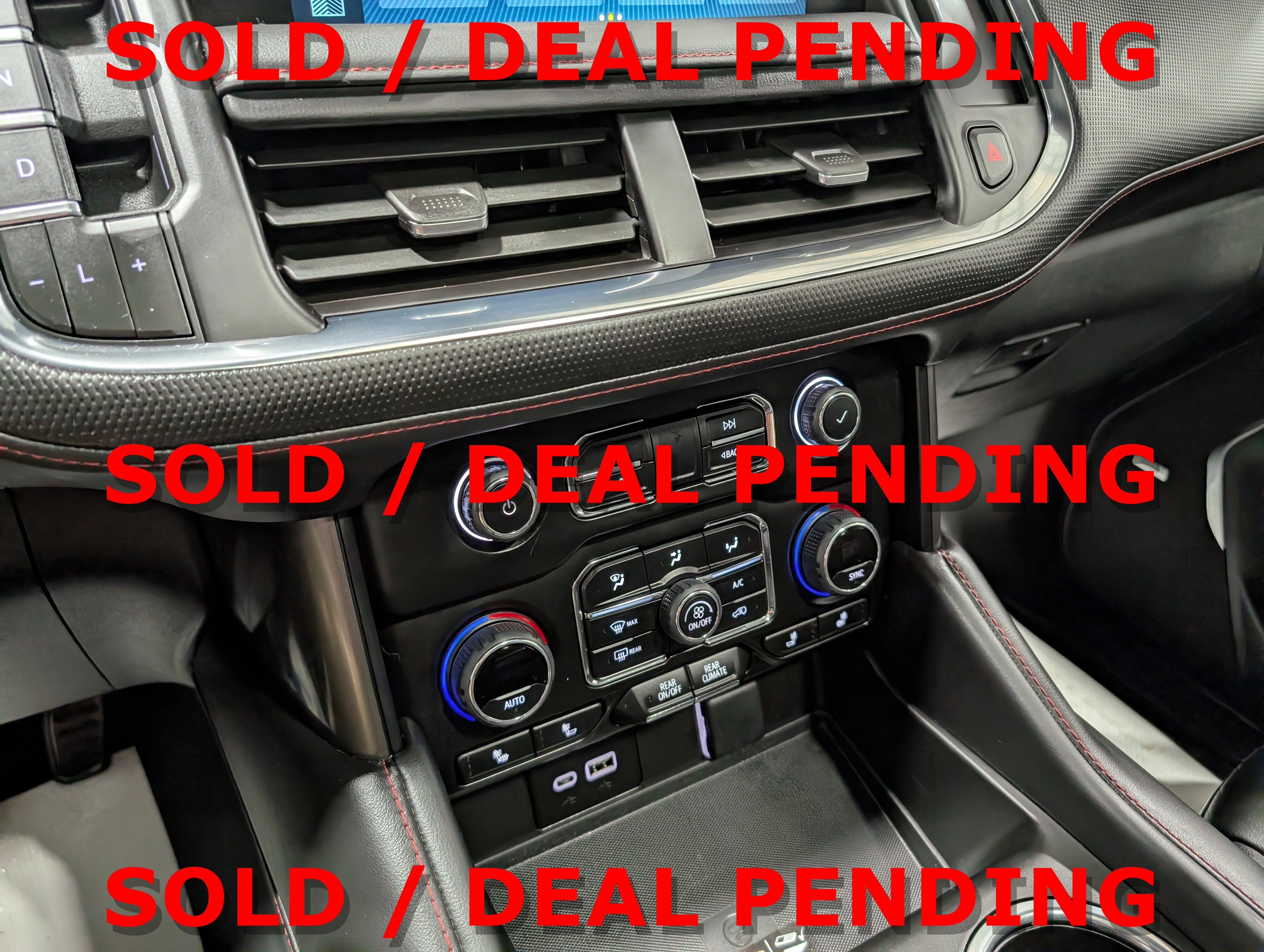 2023 Chevrolet Suburban RST