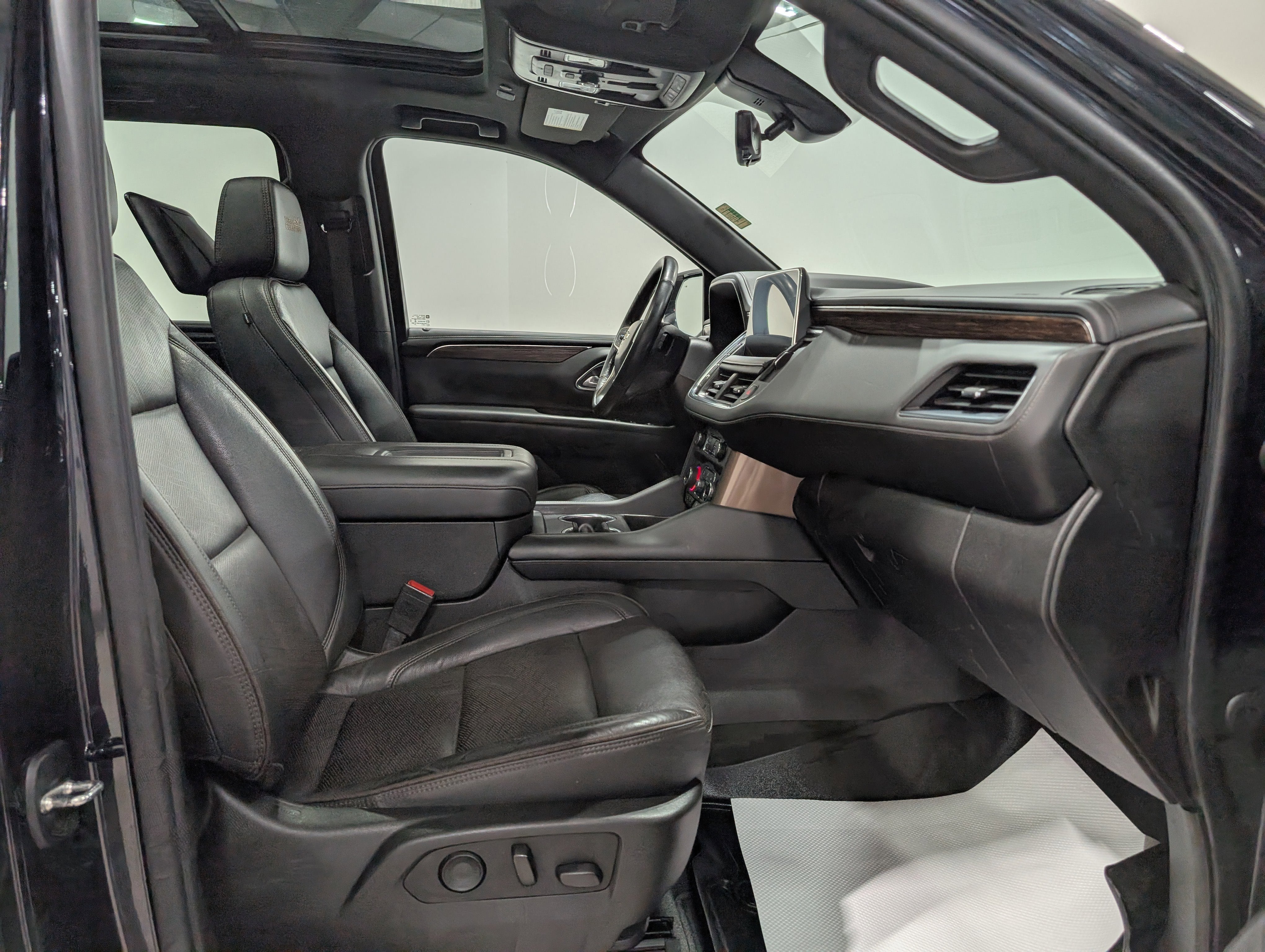 2021 Chevrolet Suburban High Country