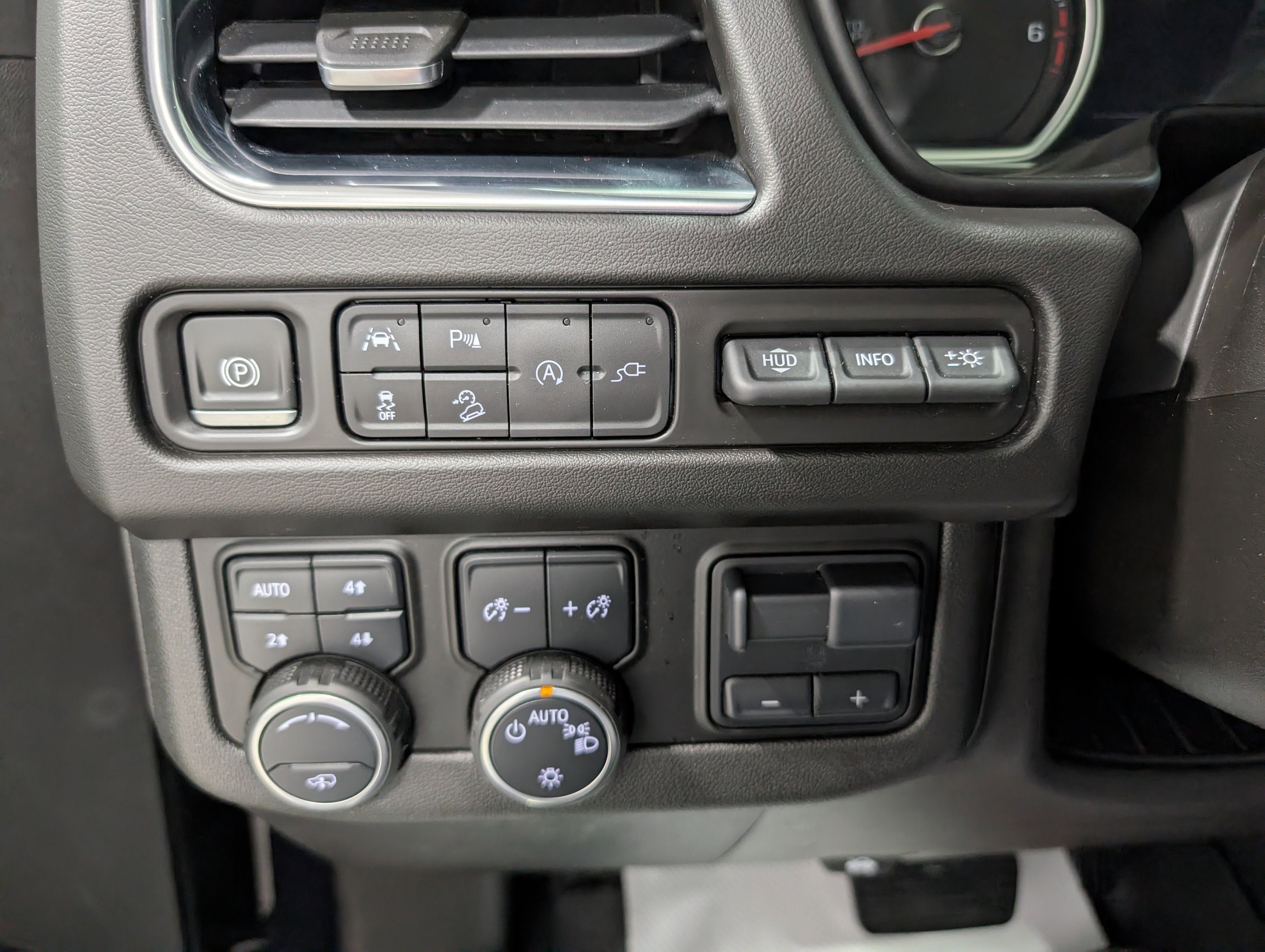 2021 Chevrolet Suburban High Country