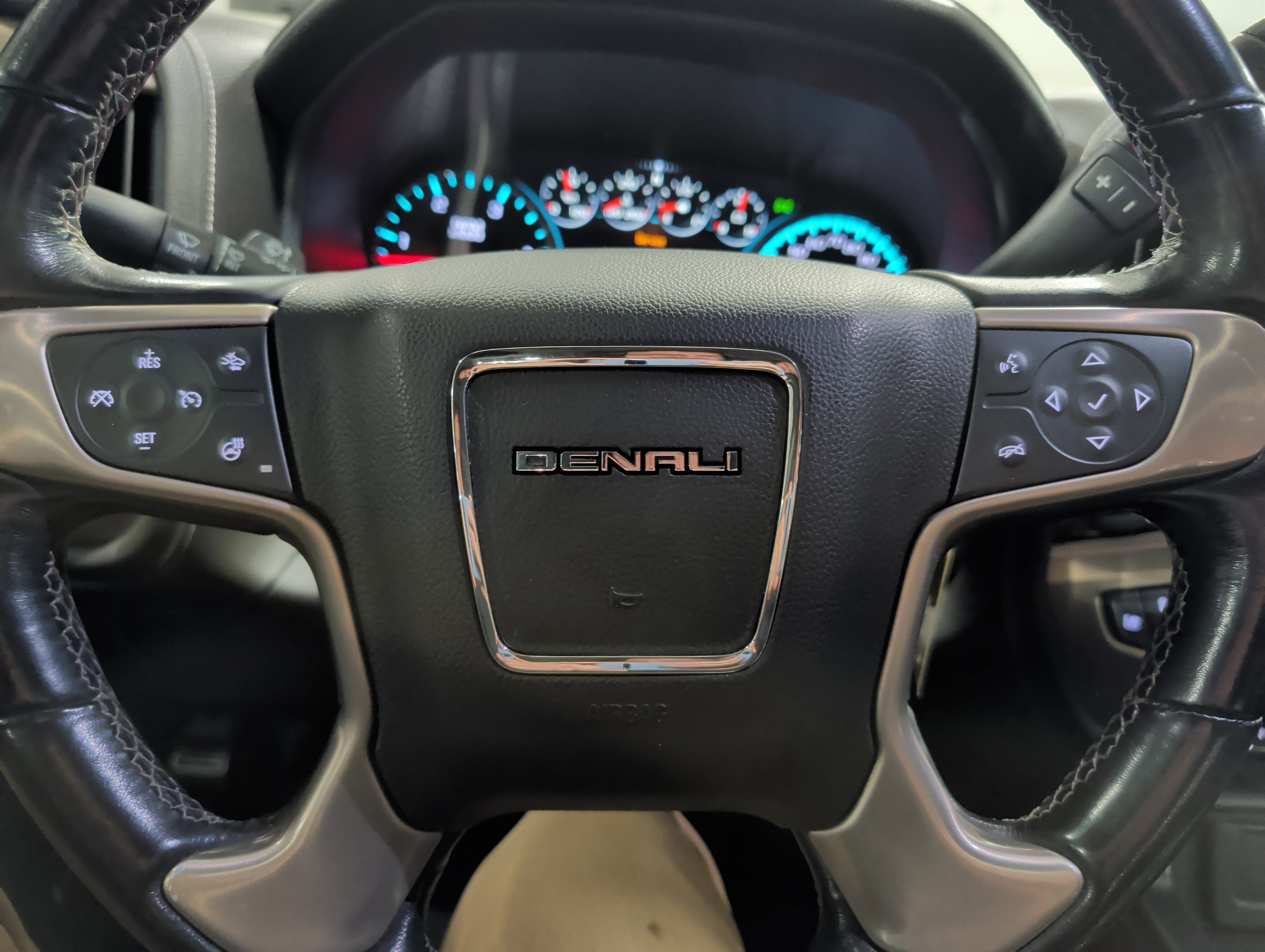2019 GMC Sierra 2500 HD Denali
