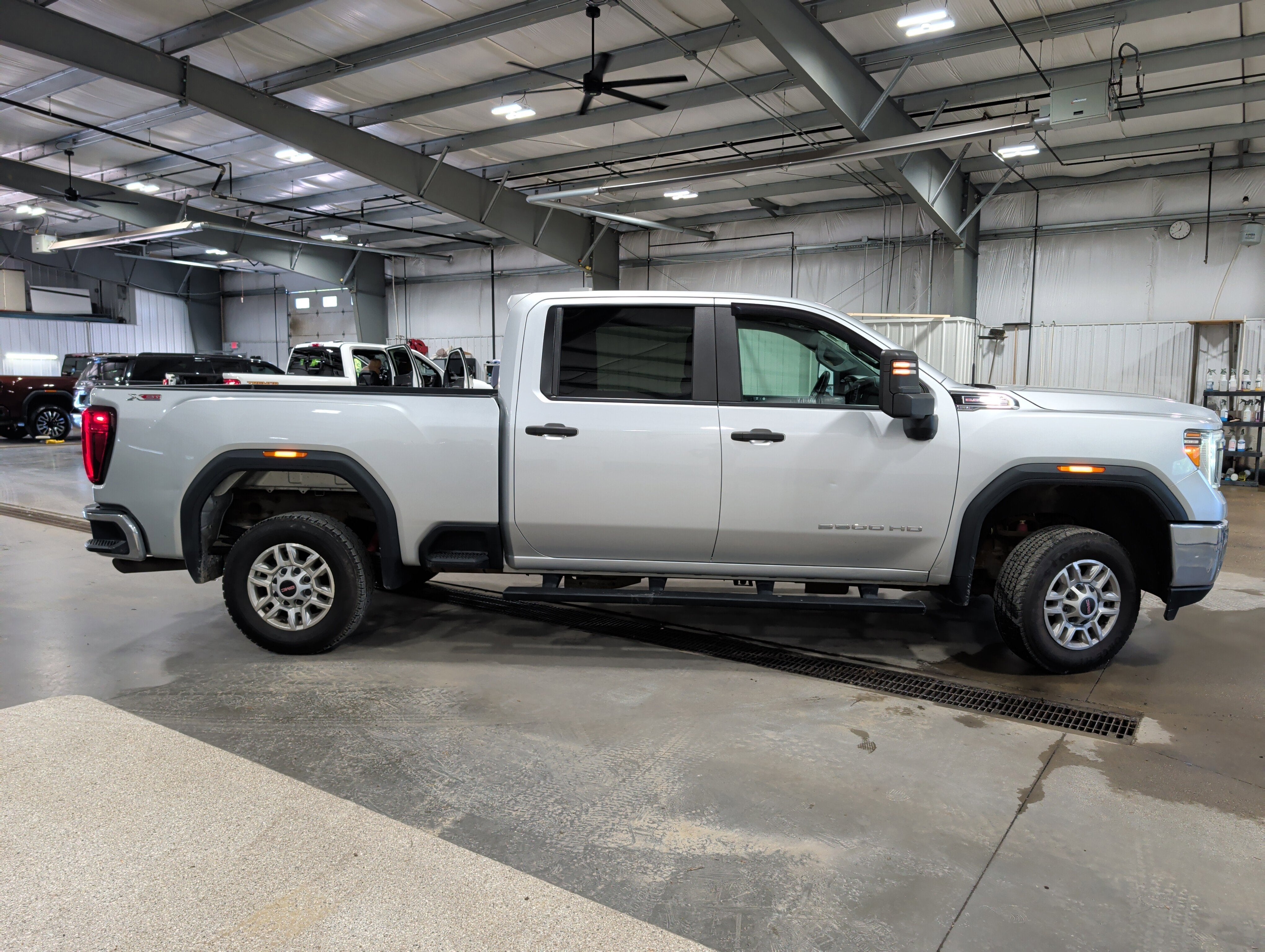 2020 GMC Sierra 2500 HD 4WD Crew Cab Standard Bed