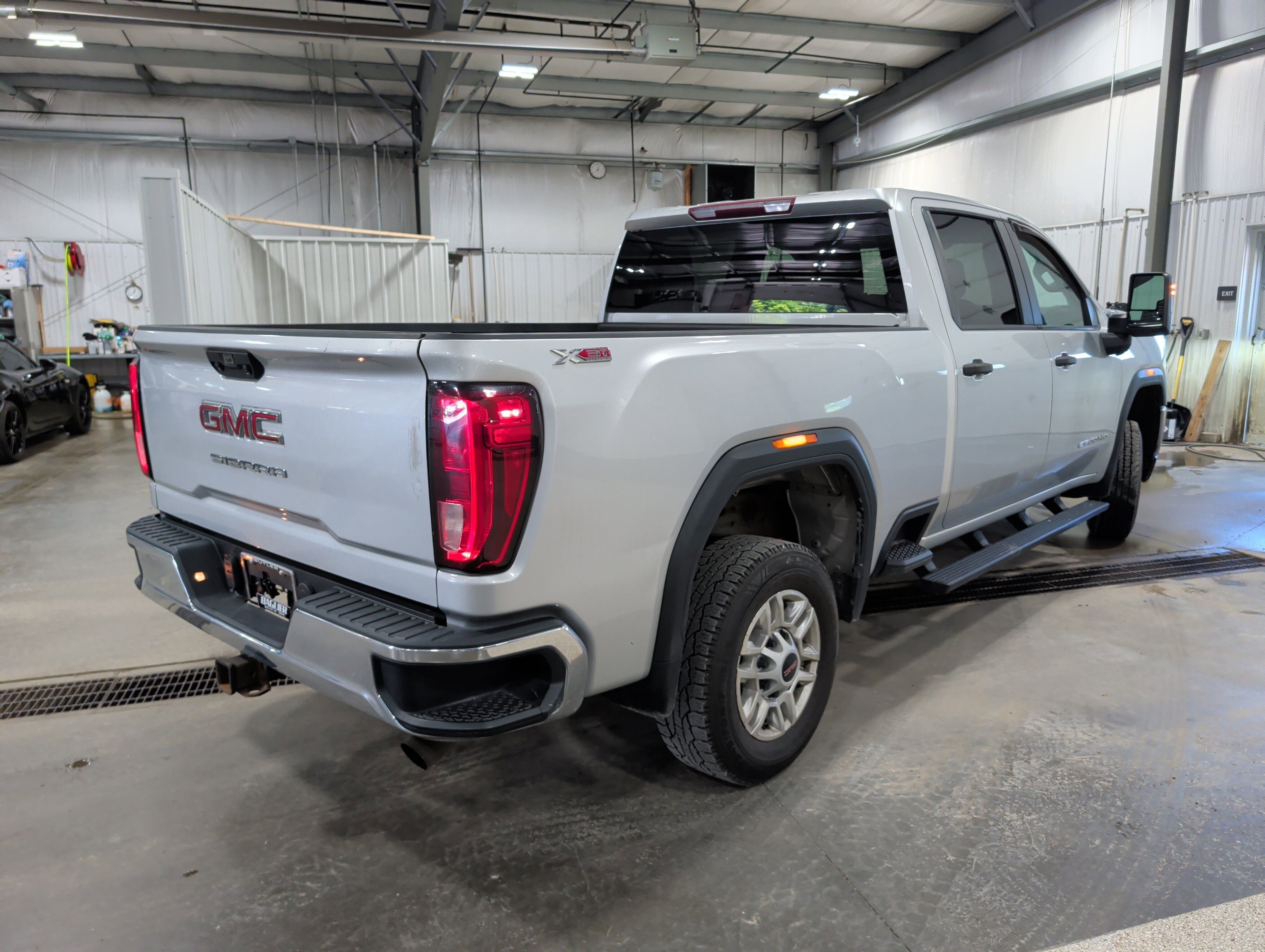 2020 GMC Sierra 2500 HD 4WD Crew Cab Standard Bed