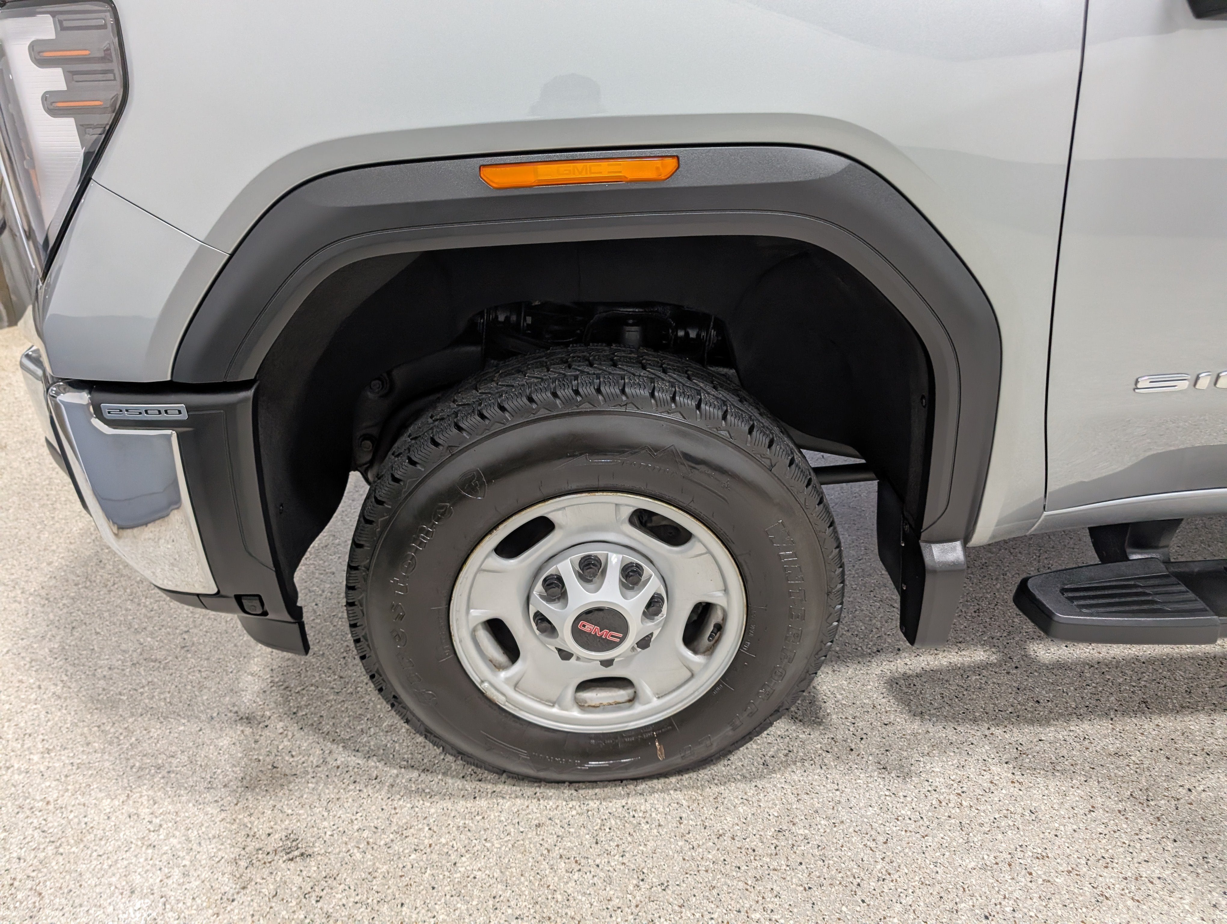 2024 GMC Sierra 2500 HD Pro