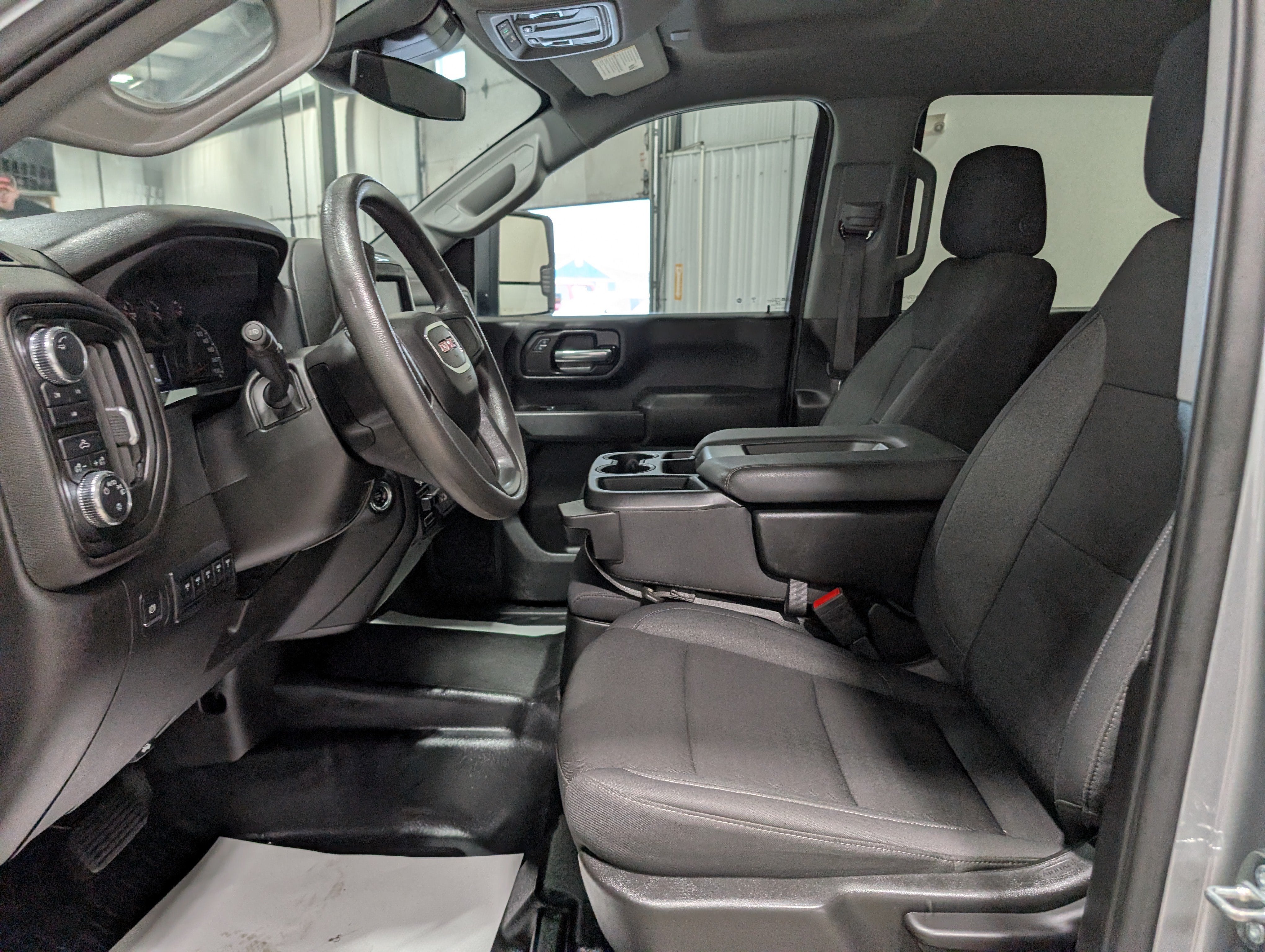 2024 GMC Sierra 2500 HD Pro