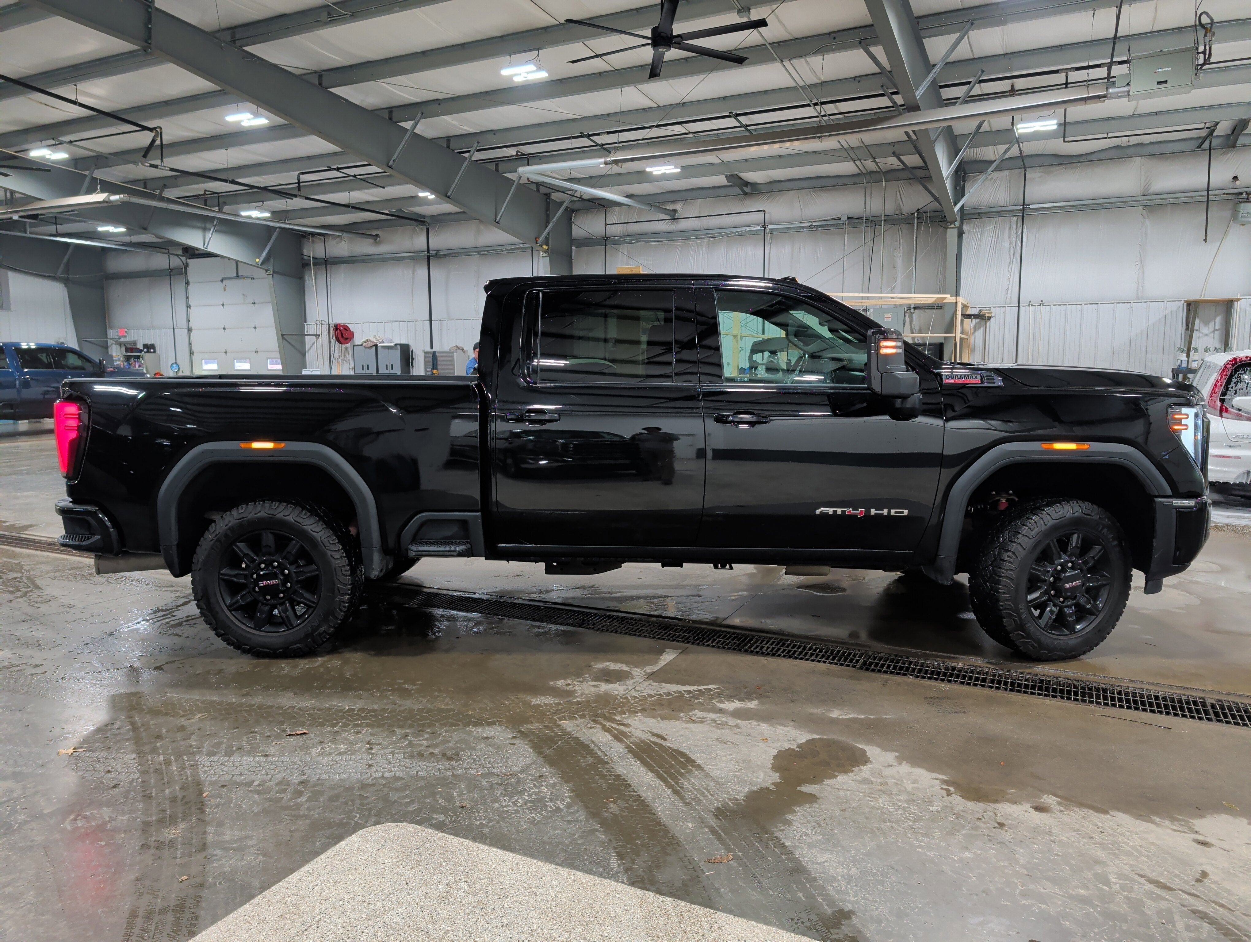 2024 GMC Sierra 2500 HD AT4