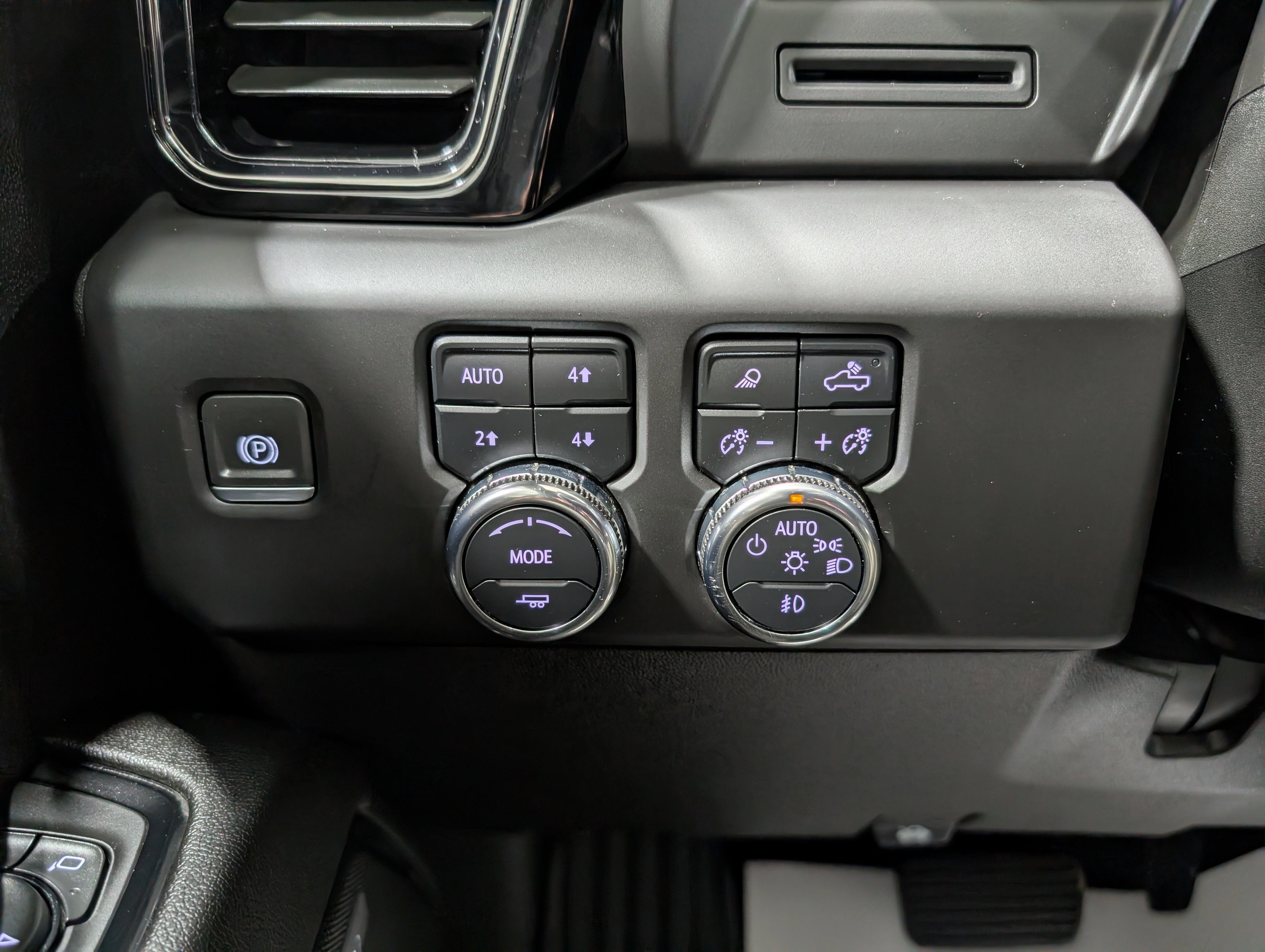 2024 GMC Sierra 2500 HD AT4