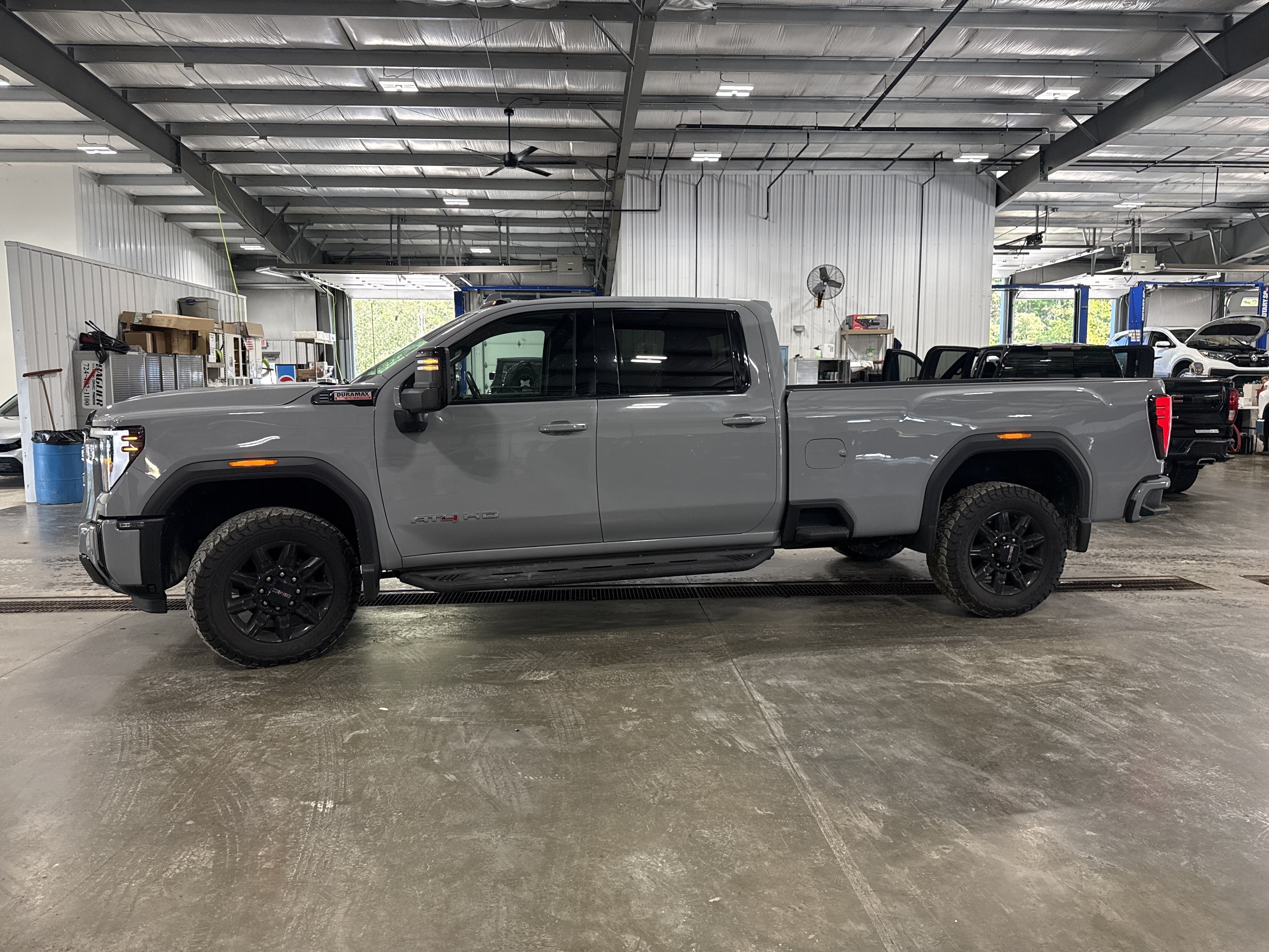 2025 GMC Sierra 2500 HD AT4