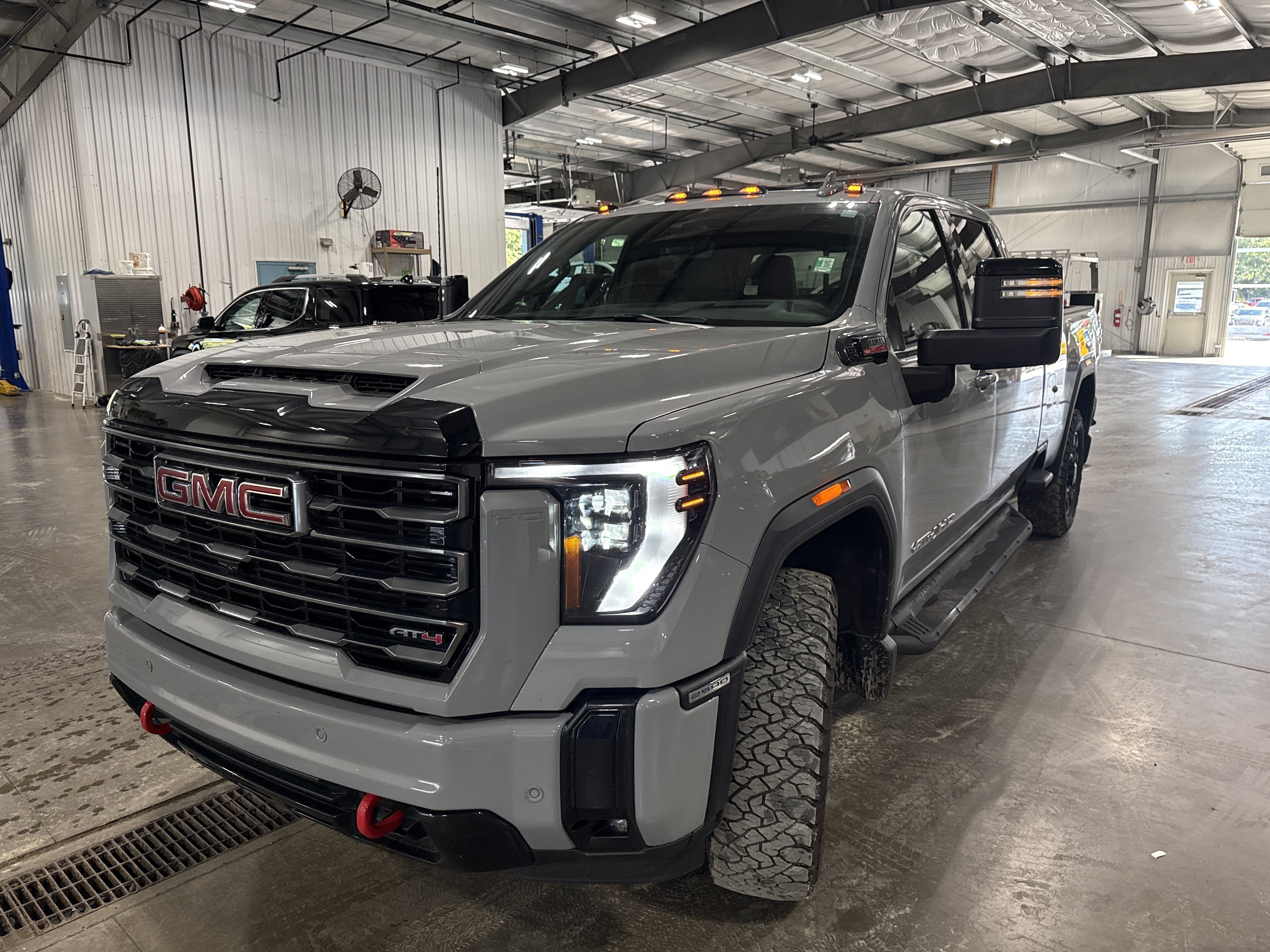 2025 GMC Sierra 2500 HD AT4