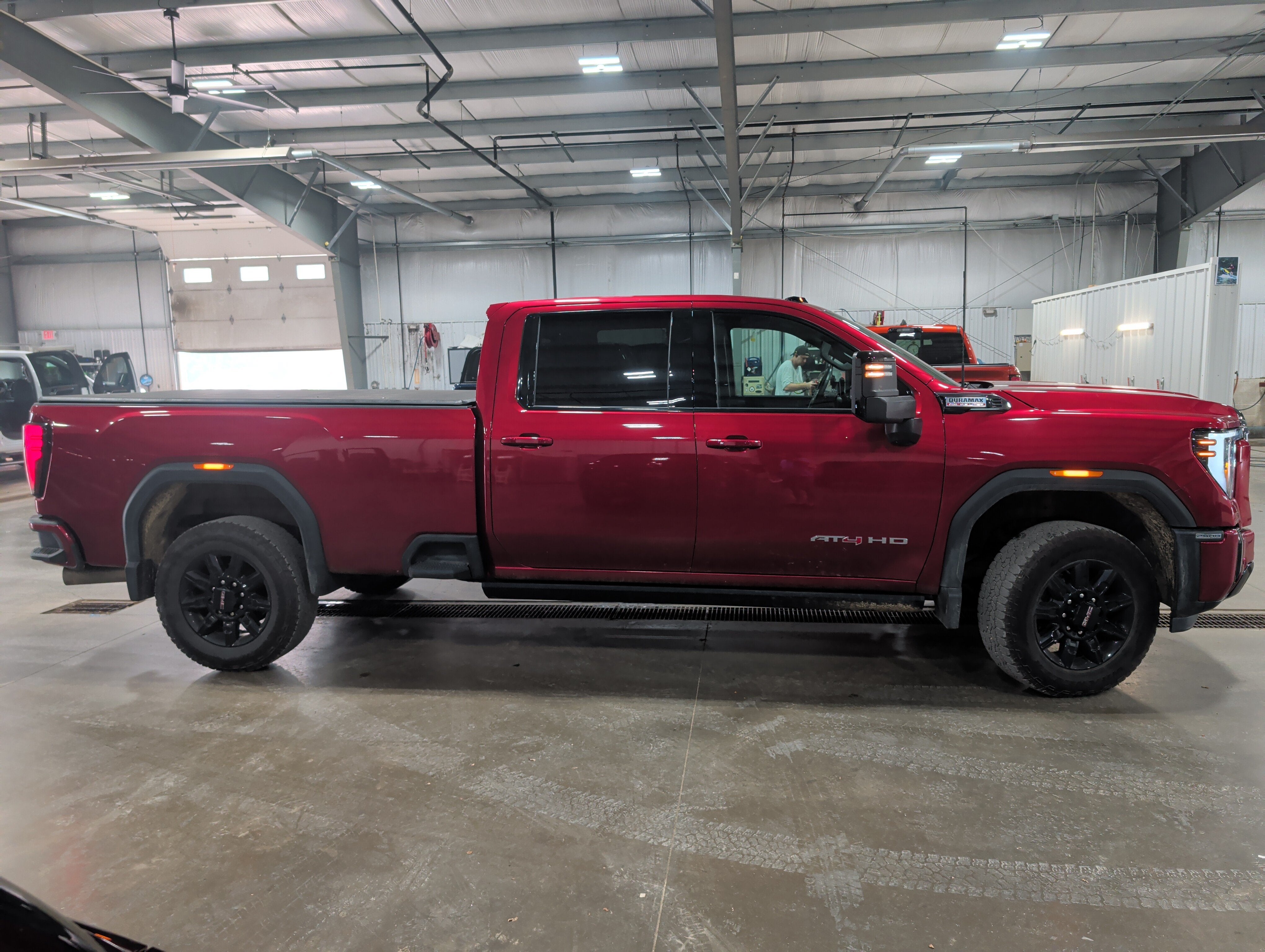 2025 GMC Sierra 2500 HD AT4