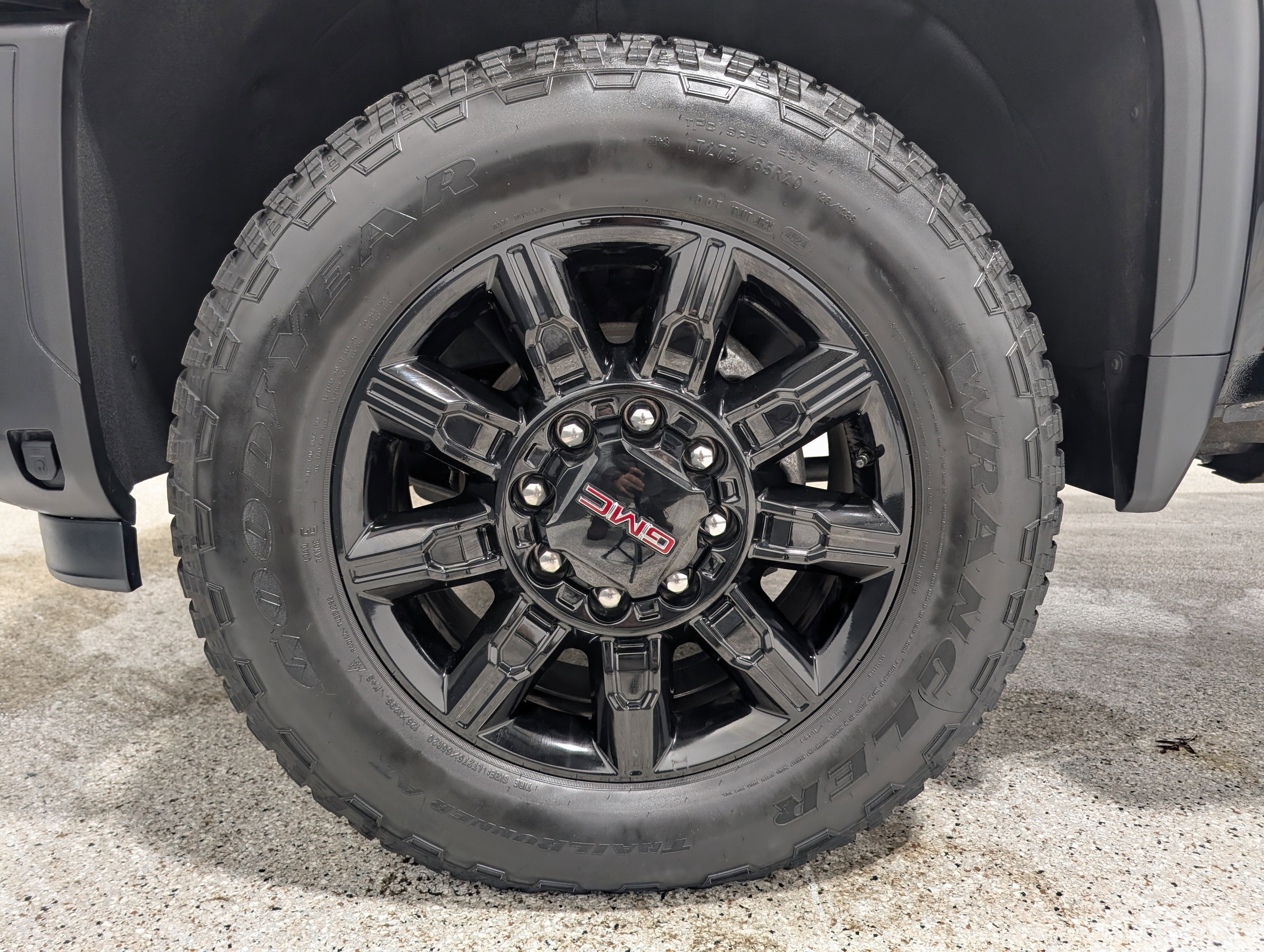 2025 GMC Sierra 2500 HD AT4