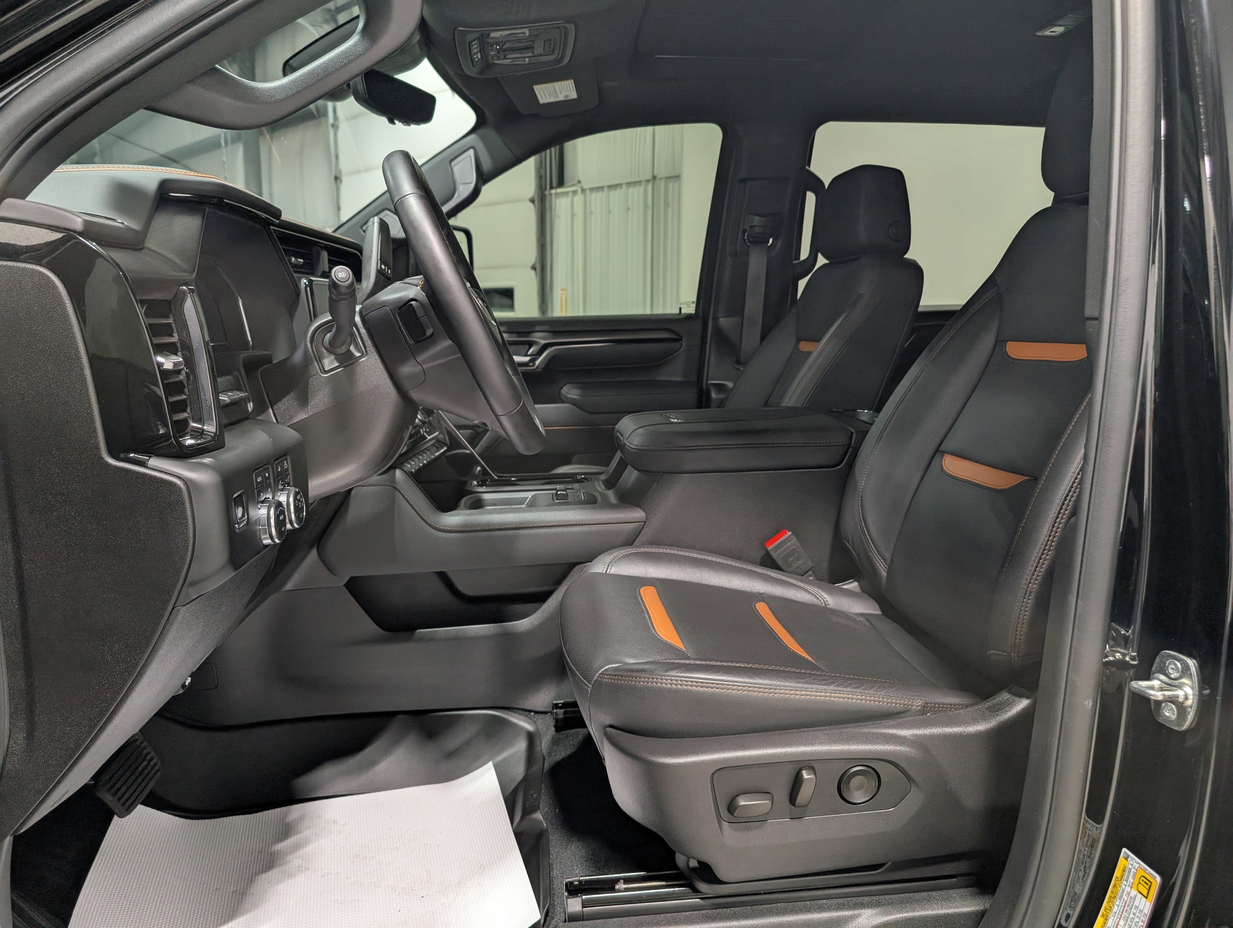 2025 GMC Sierra 2500 HD AT4