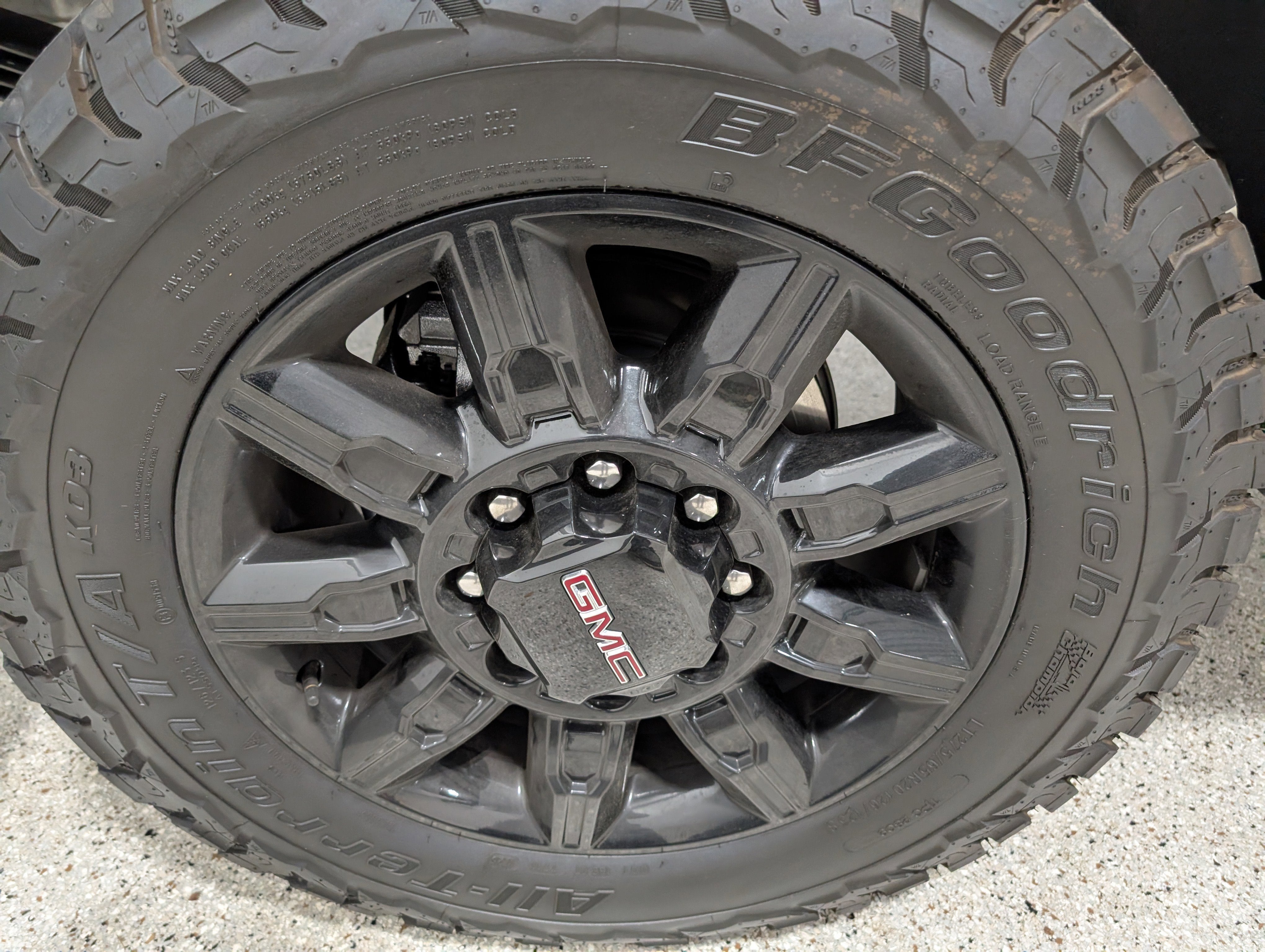 2025 GMC Sierra 2500 HD AT4