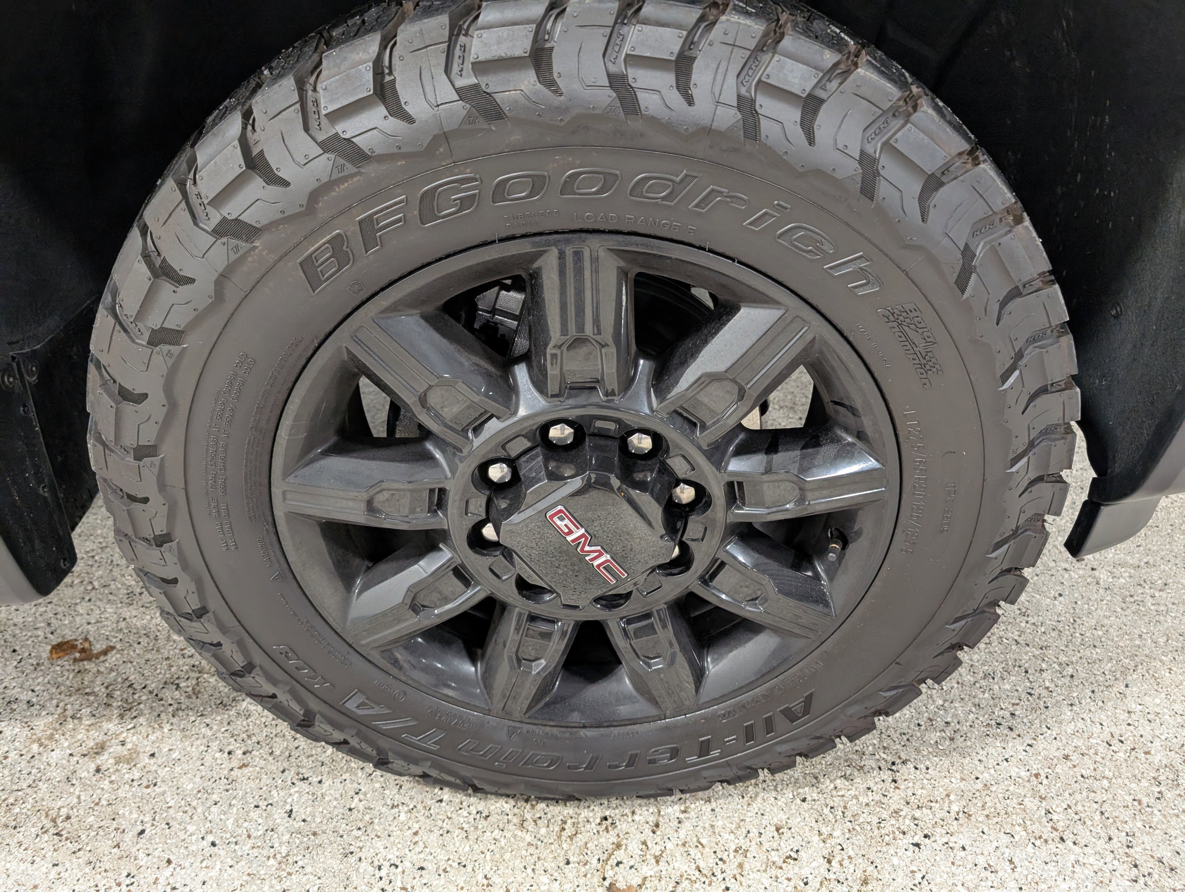 2025 GMC Sierra 2500 HD AT4