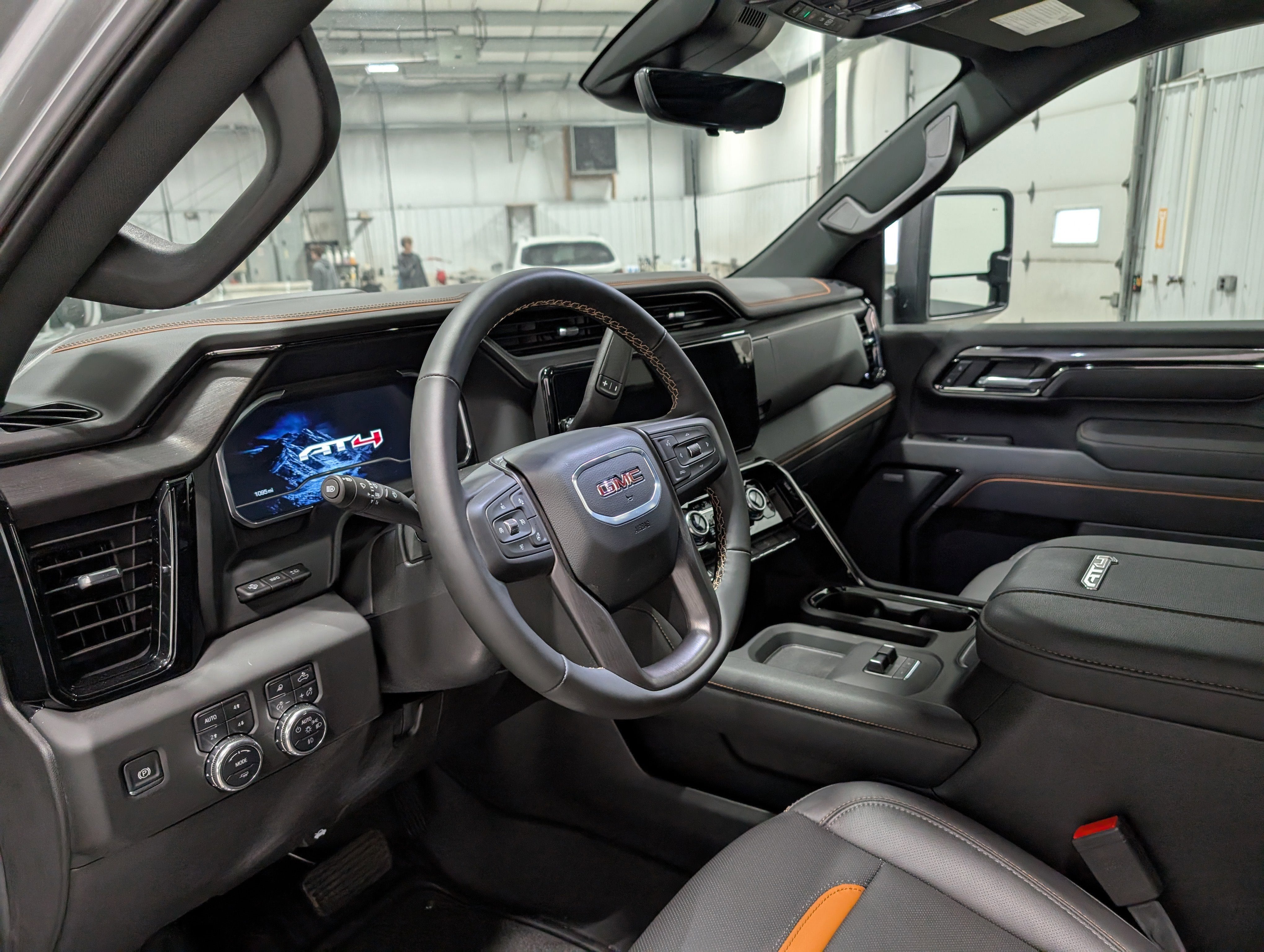 2025 GMC Sierra 2500 HD AT4