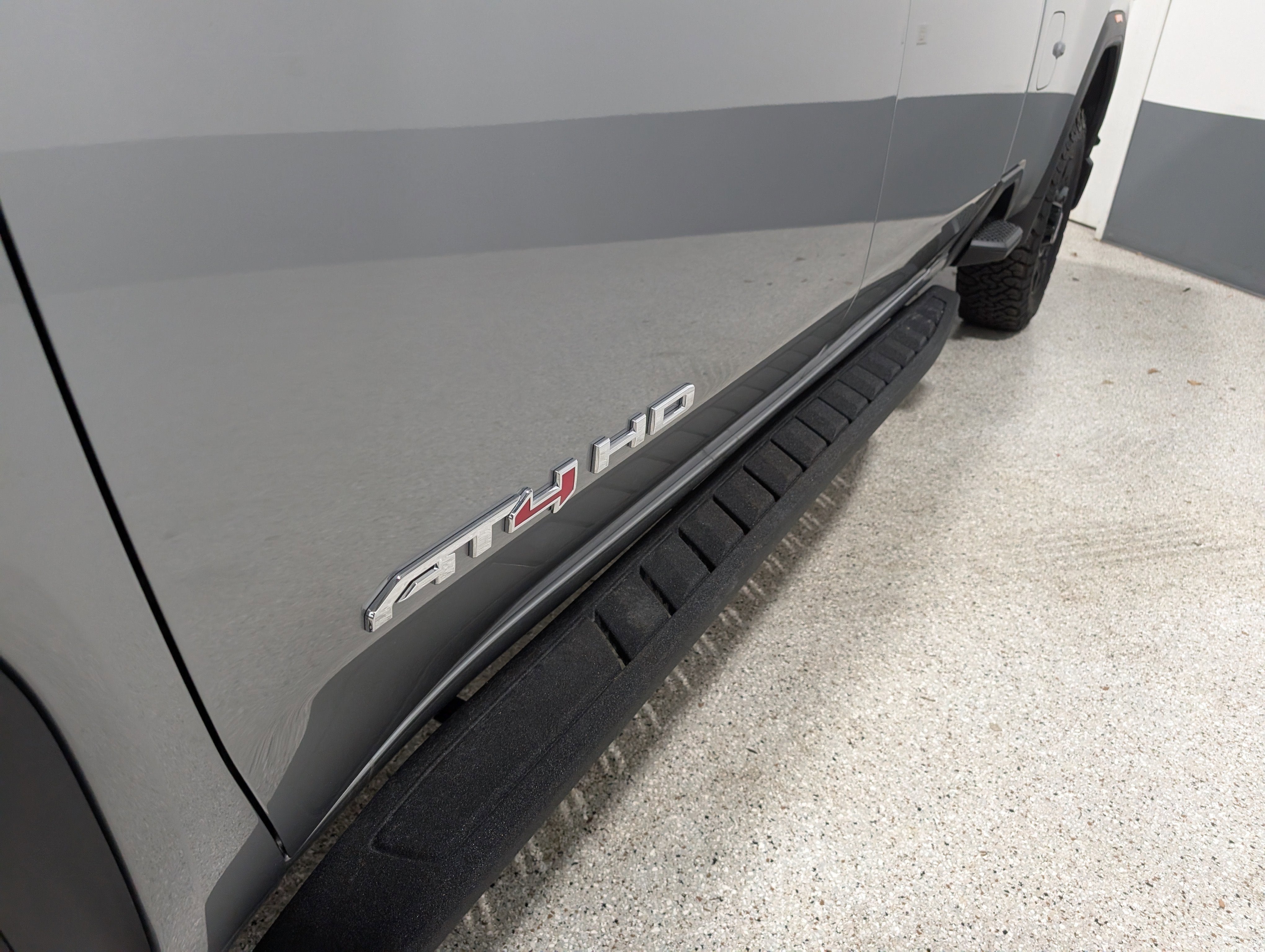 2025 GMC Sierra 2500 HD AT4