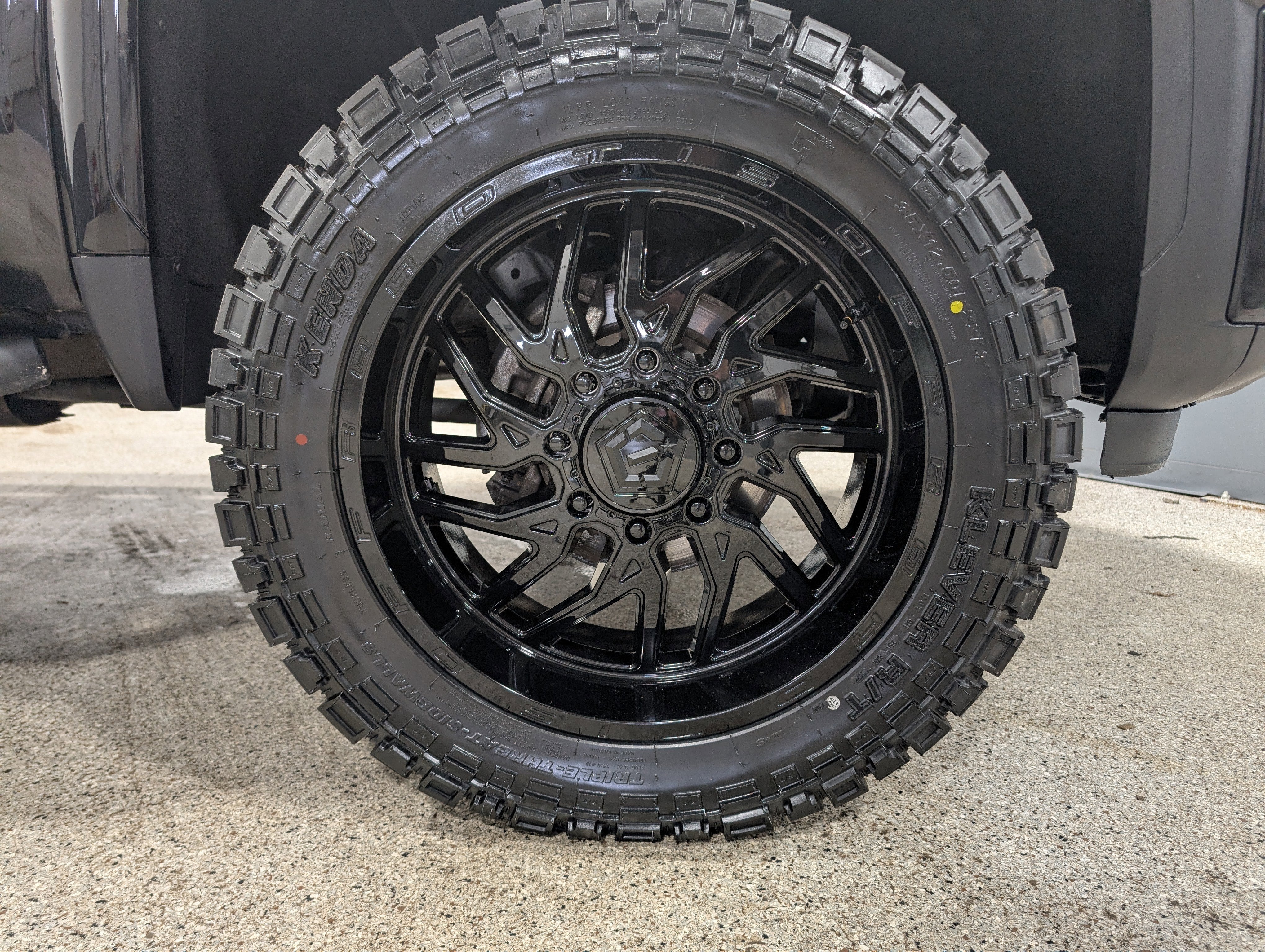 2024 GMC Sierra 2500 HD AT4