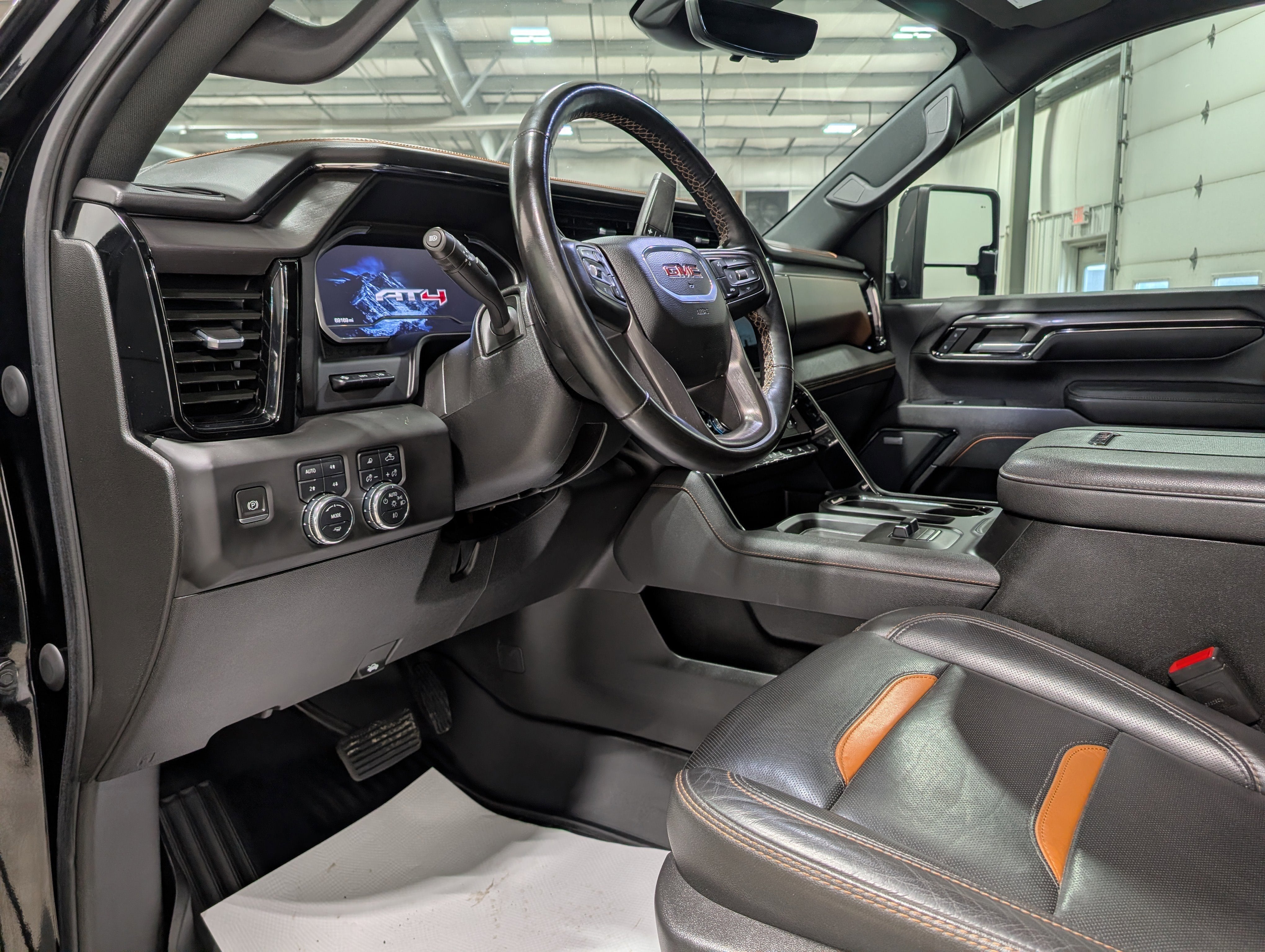 2024 GMC Sierra 2500 HD AT4