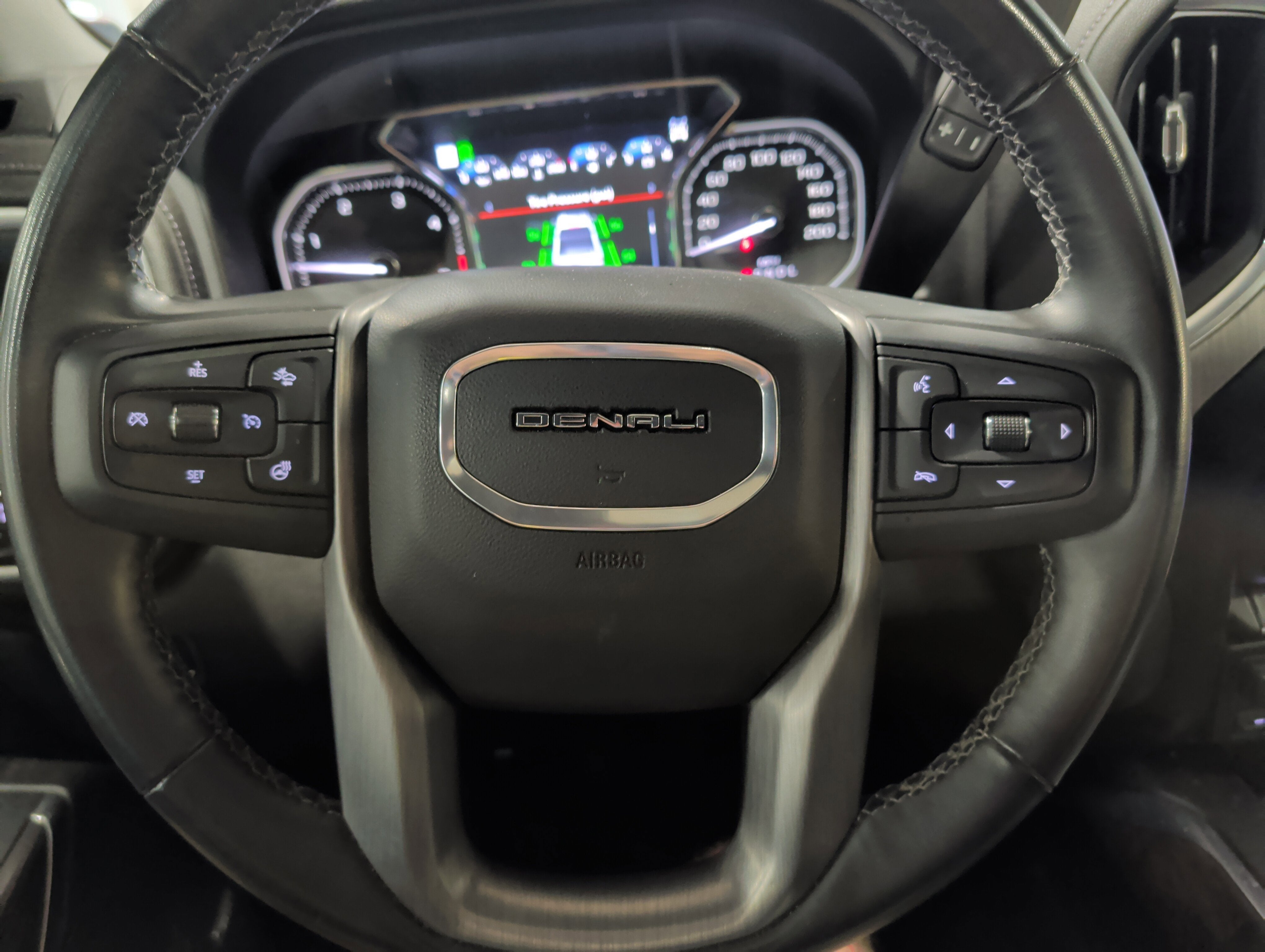 2023 GMC Sierra 2500 HD Denali
