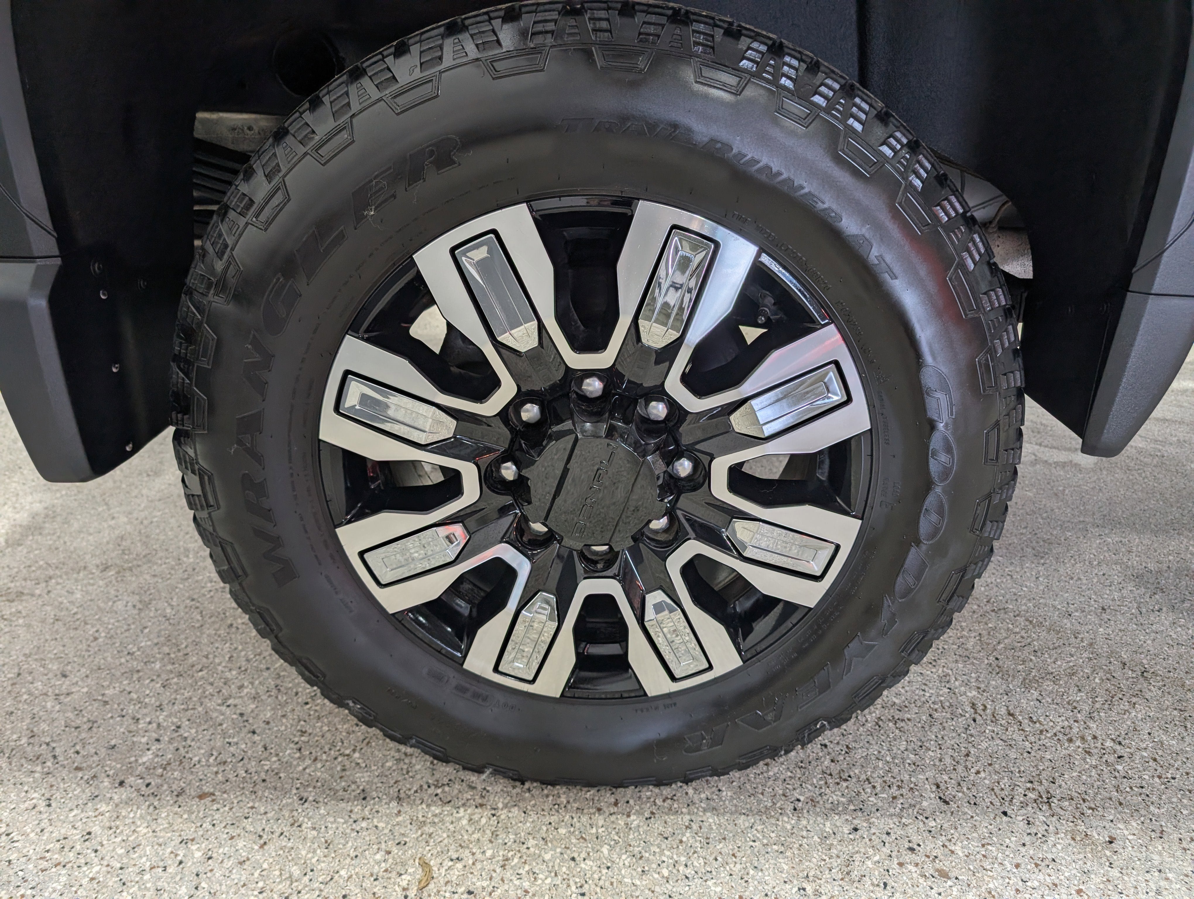 2024 GMC Sierra 2500 HD Denali