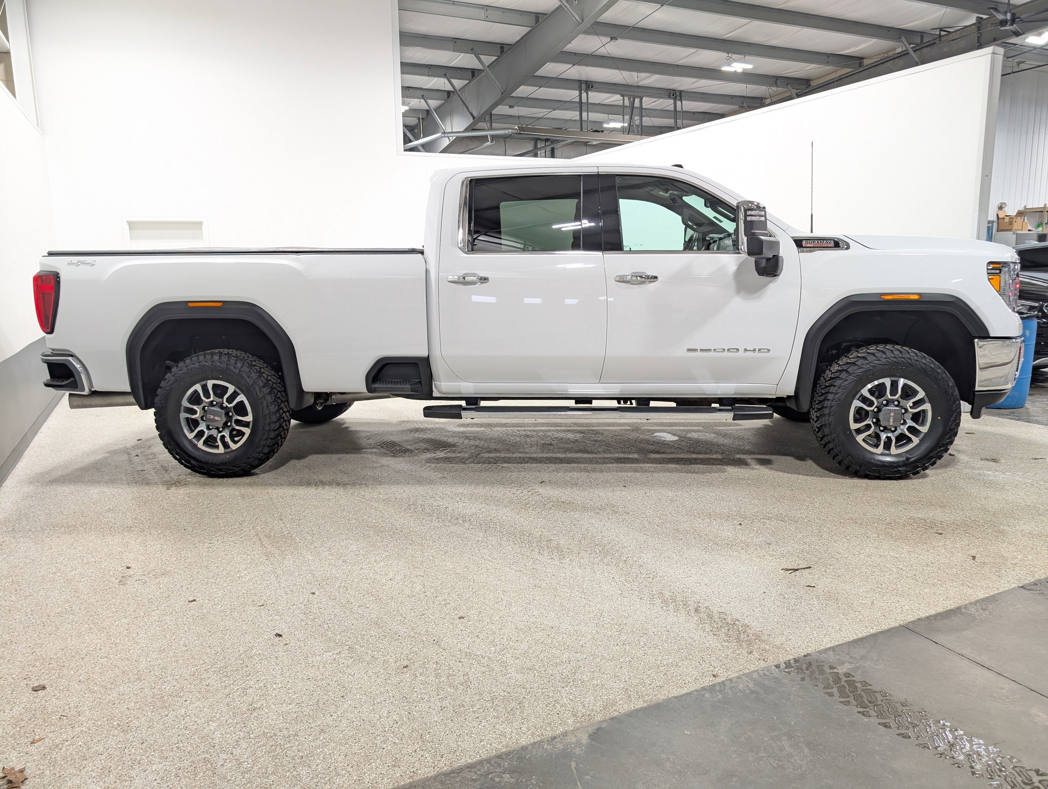 2023 GMC Sierra 3500 HD SLT