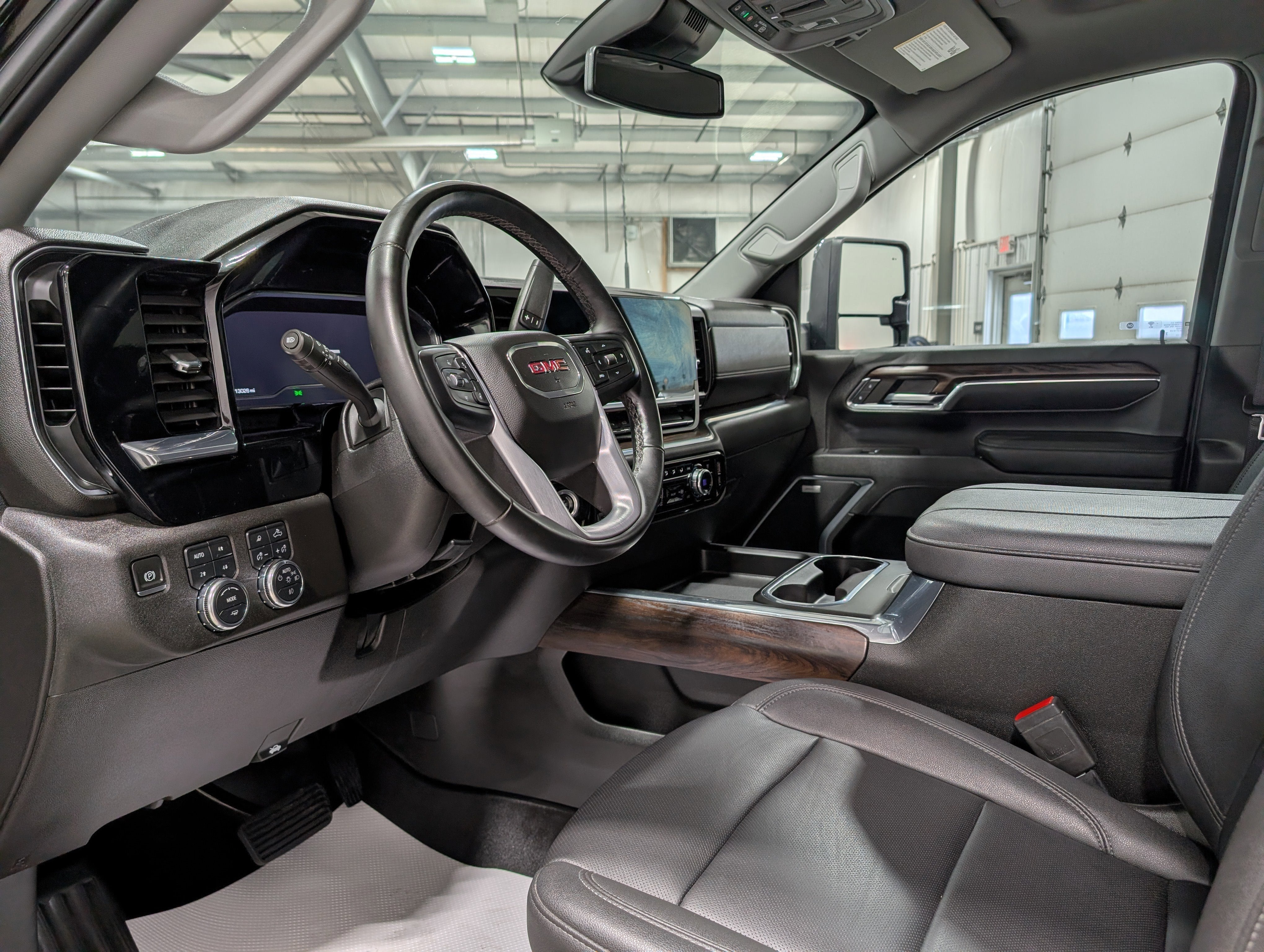 2024 GMC Sierra 3500 HD SLT