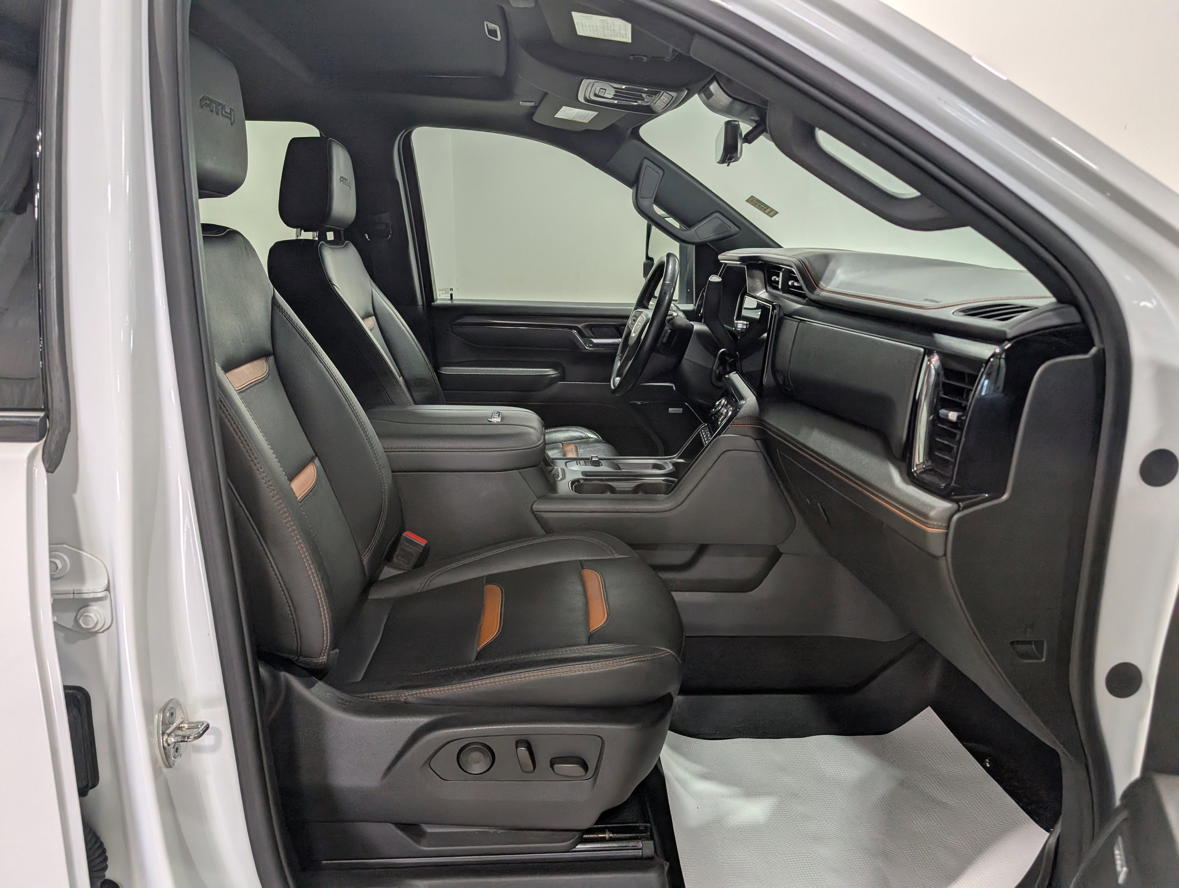 2024 GMC Sierra 3500 HD AT4