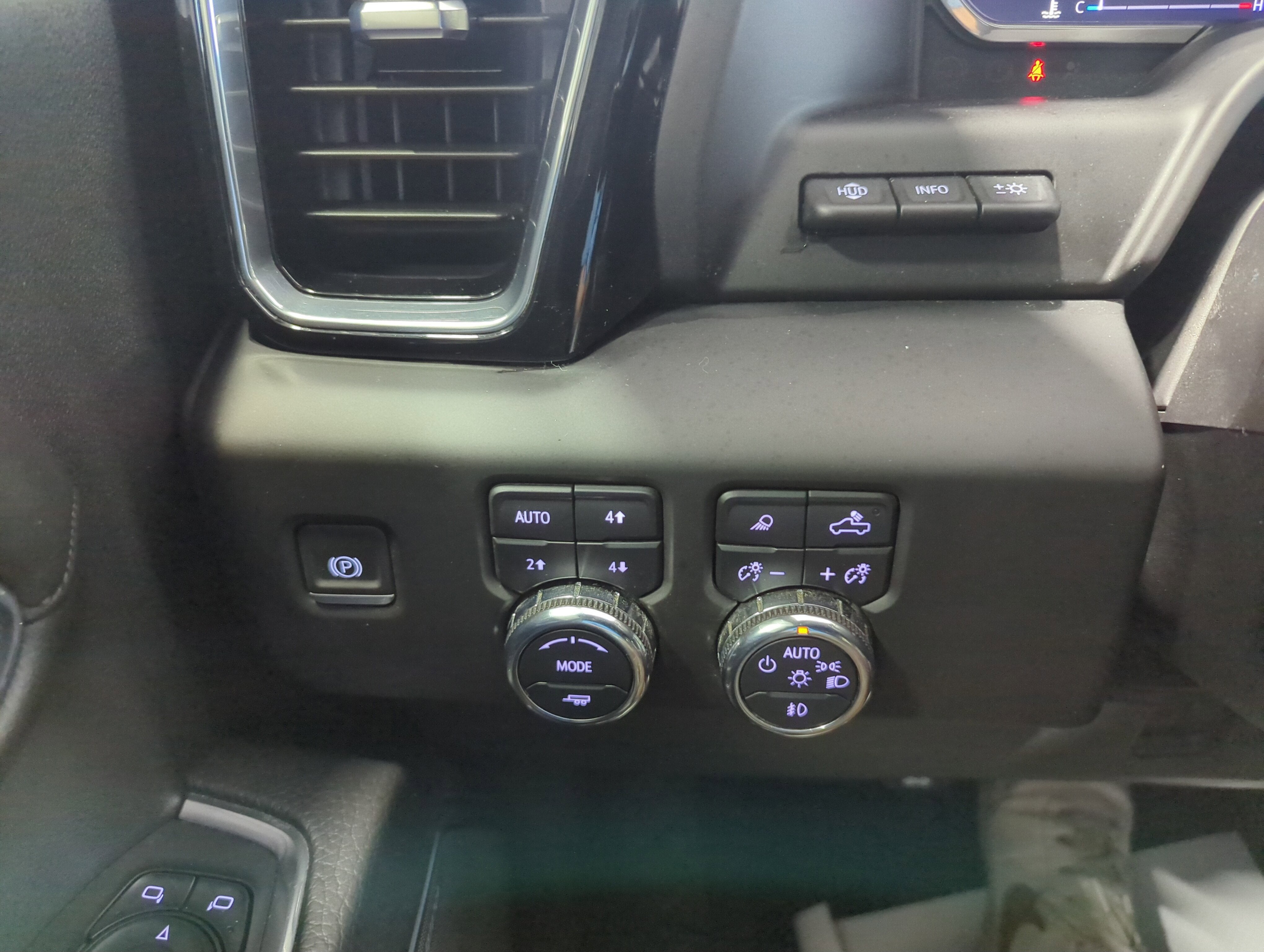 2024 GMC Sierra 3500 HD Denali