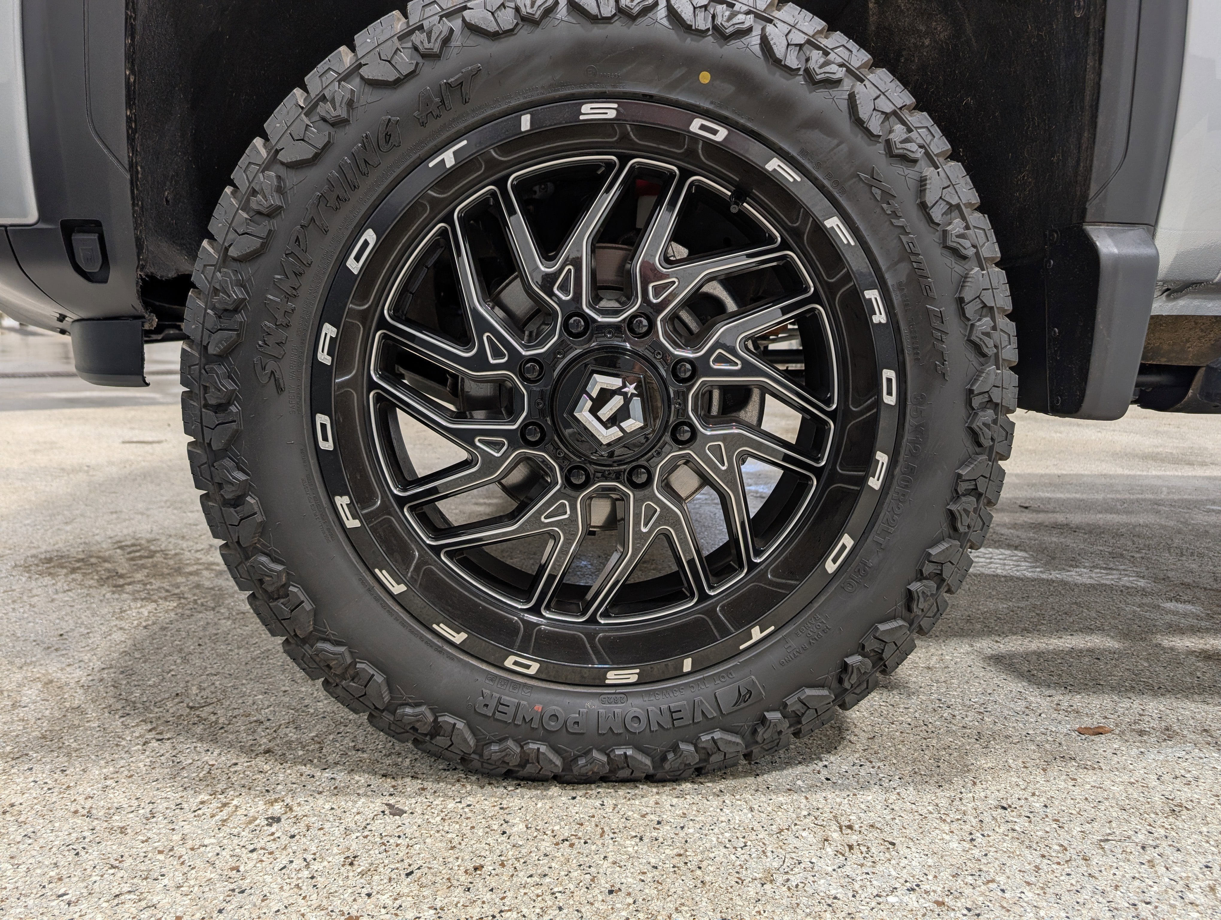 2024 GMC Sierra 3500 HD Denali