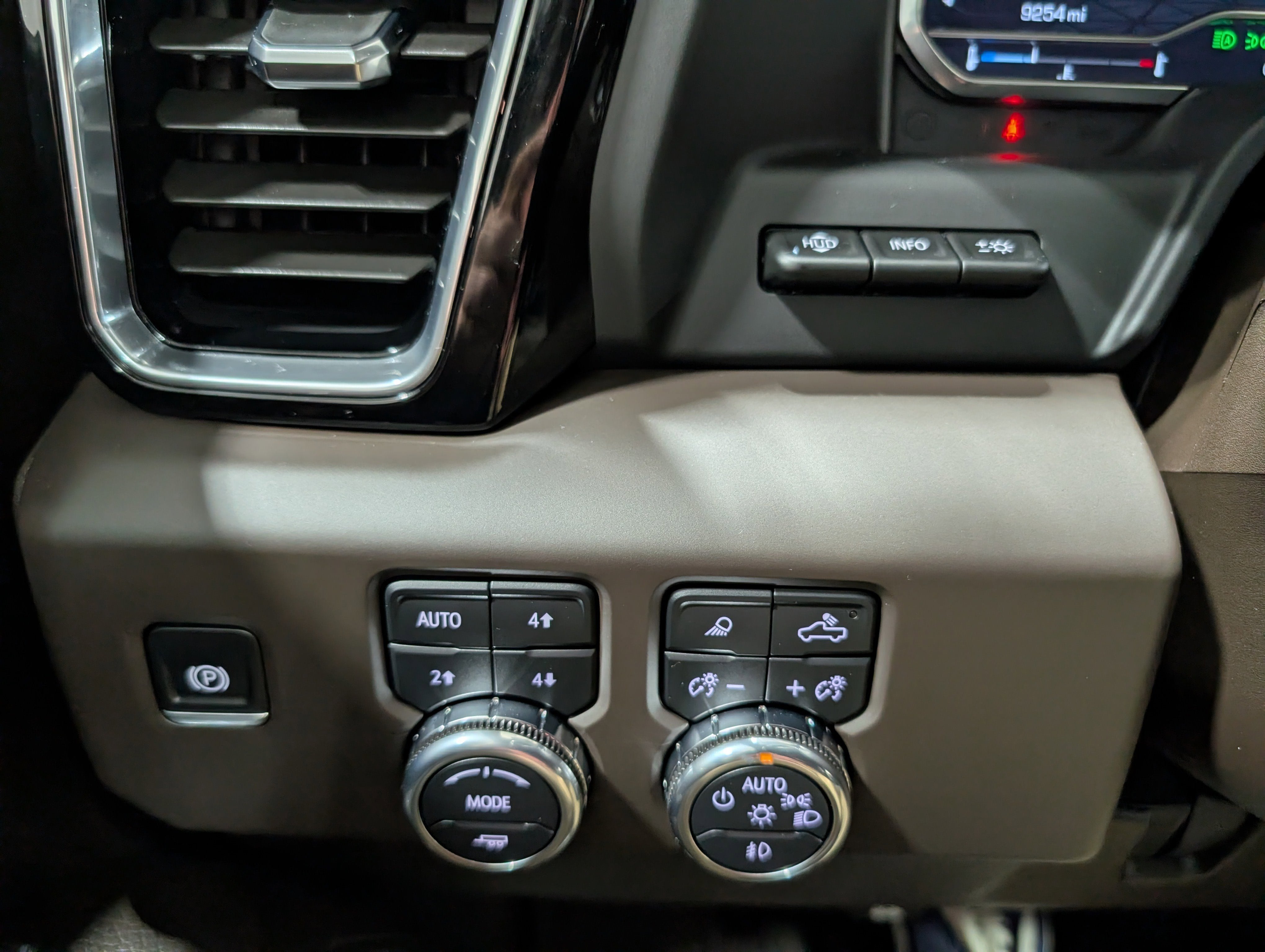 2024 GMC Sierra 3500 HD Denali