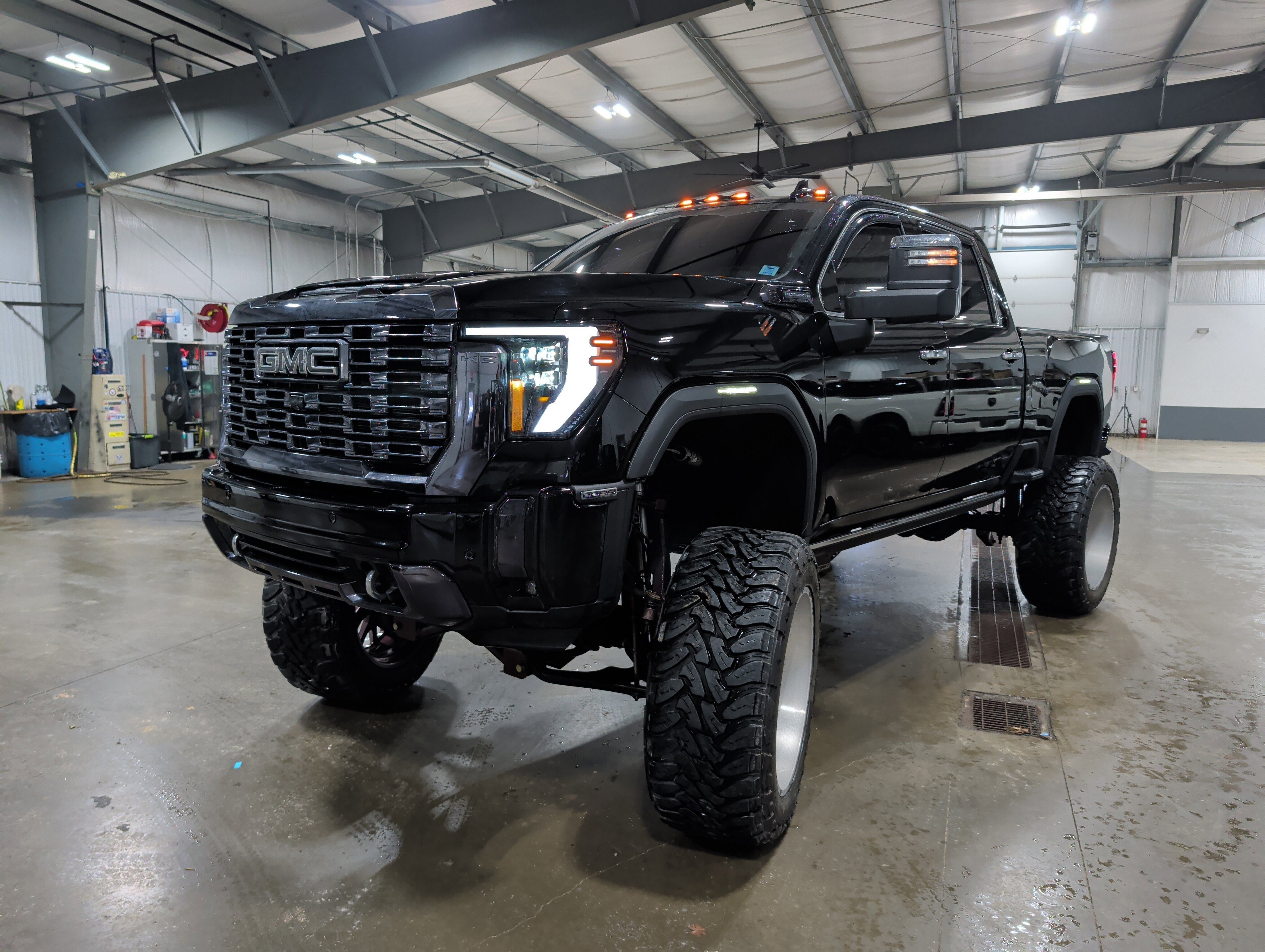 2024 GMC Sierra 2500 HD Denali Ultimate