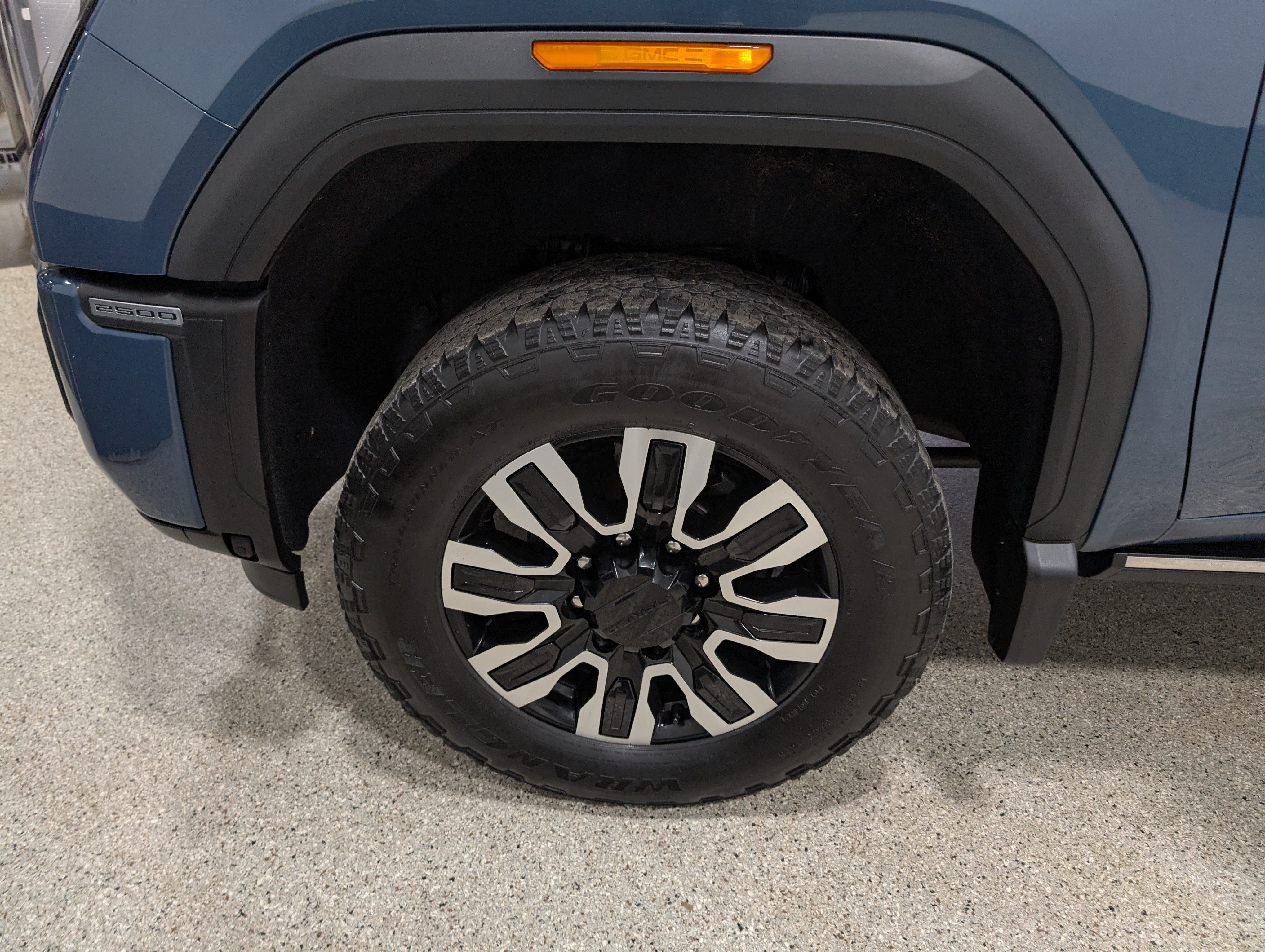 2024 GMC Sierra 2500 HD Denali Ultimate