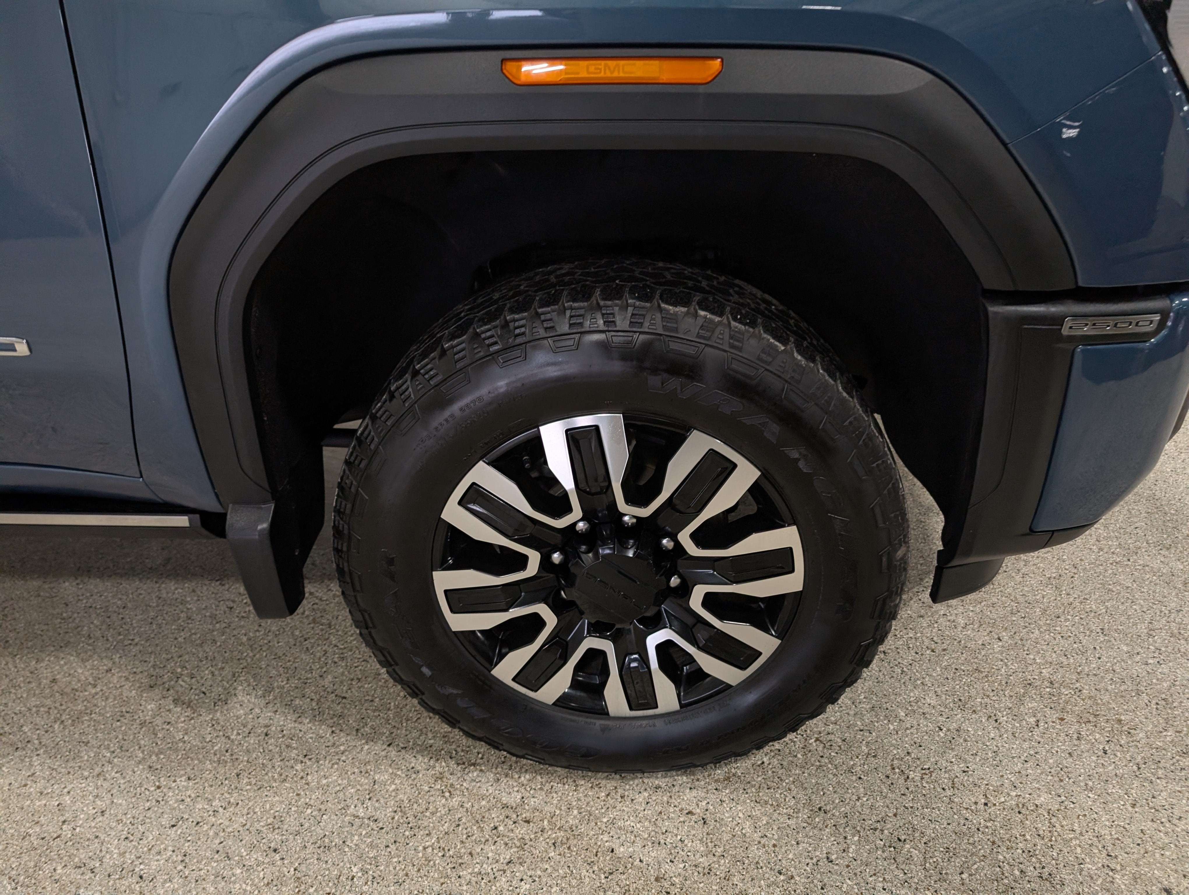 2024 GMC Sierra 2500 HD Denali Ultimate