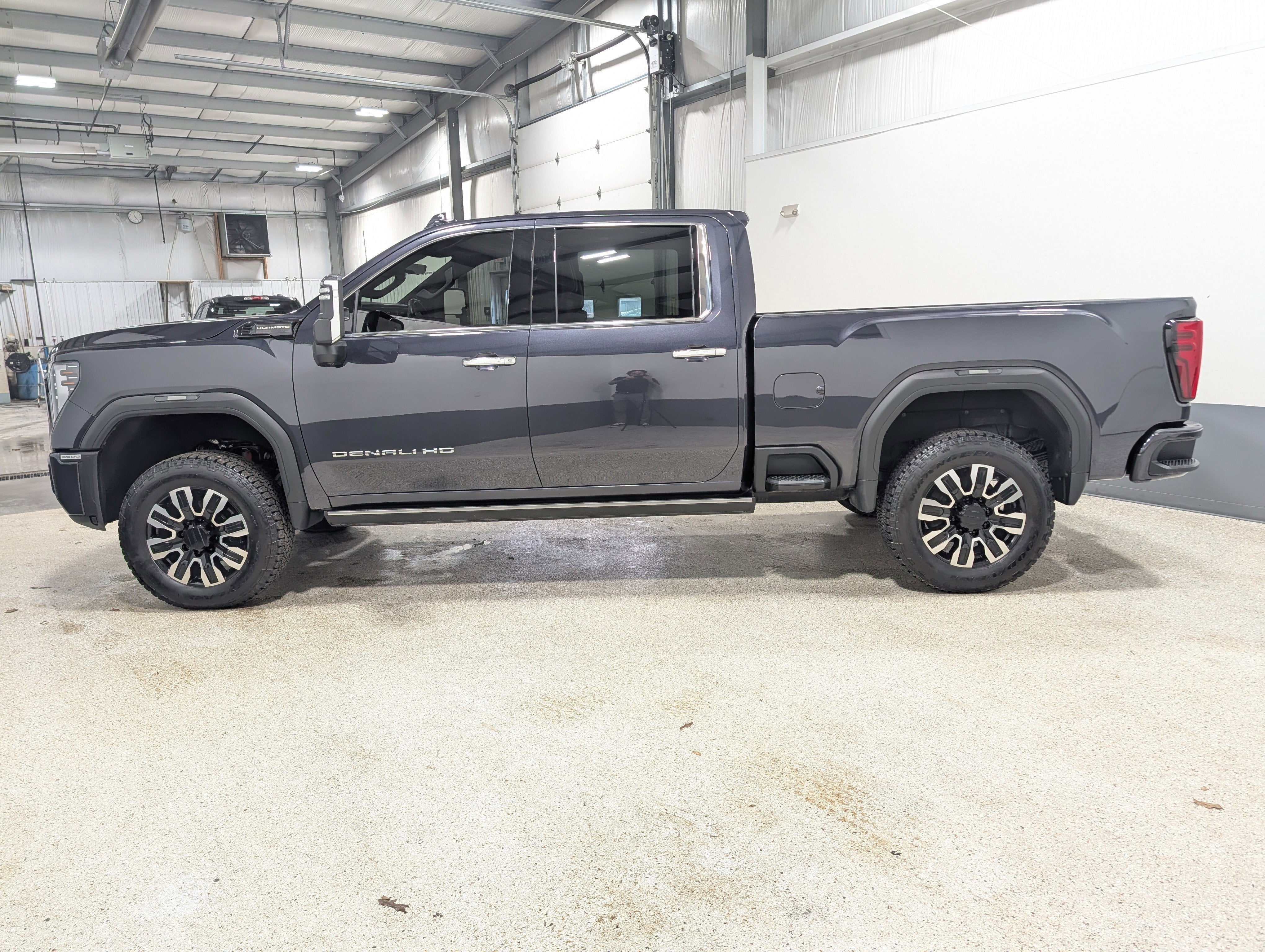2024 GMC Sierra 3500 HD Denali Ultimate