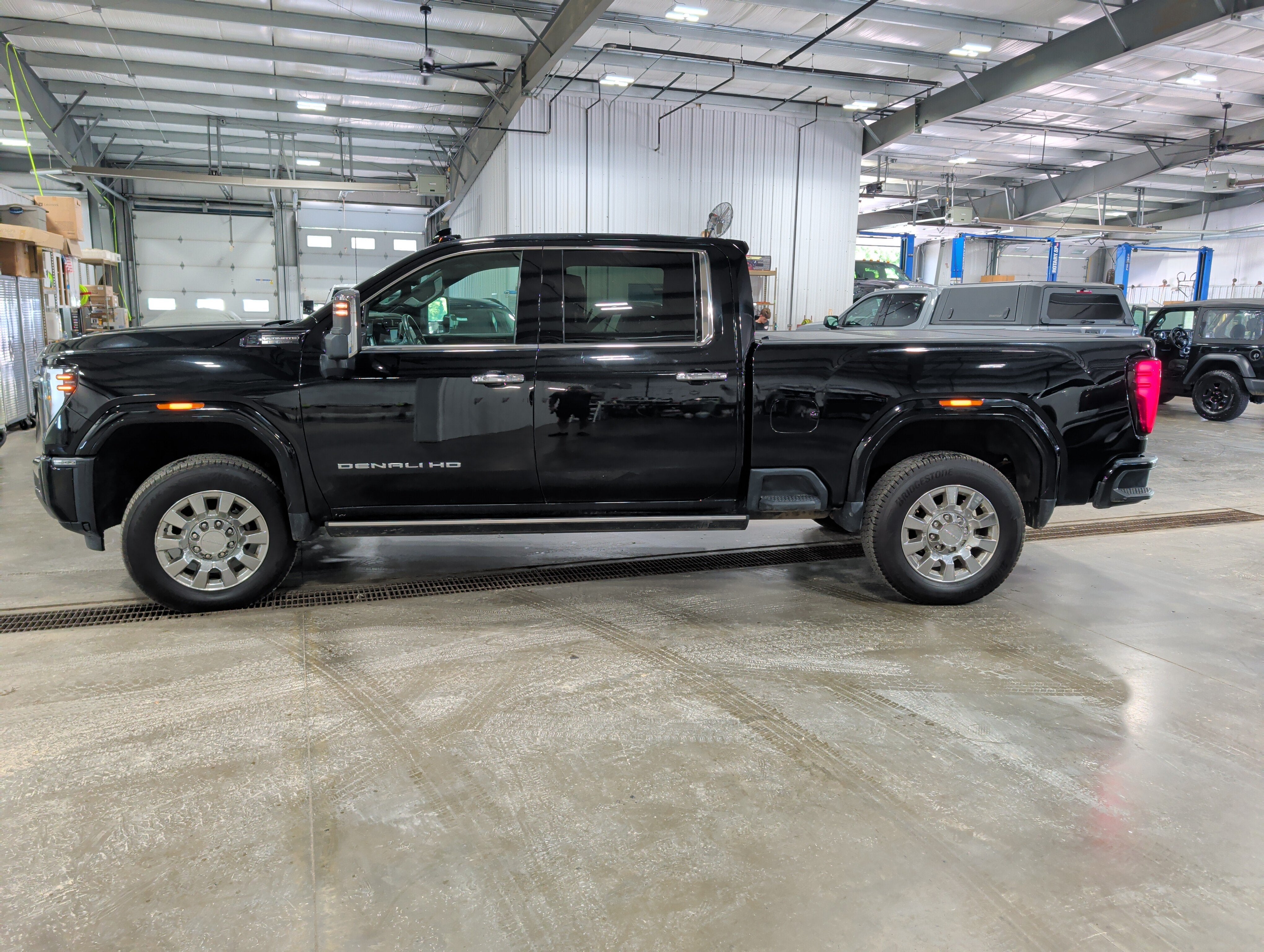 2024 GMC Sierra 3500 HD Denali Ultimate
