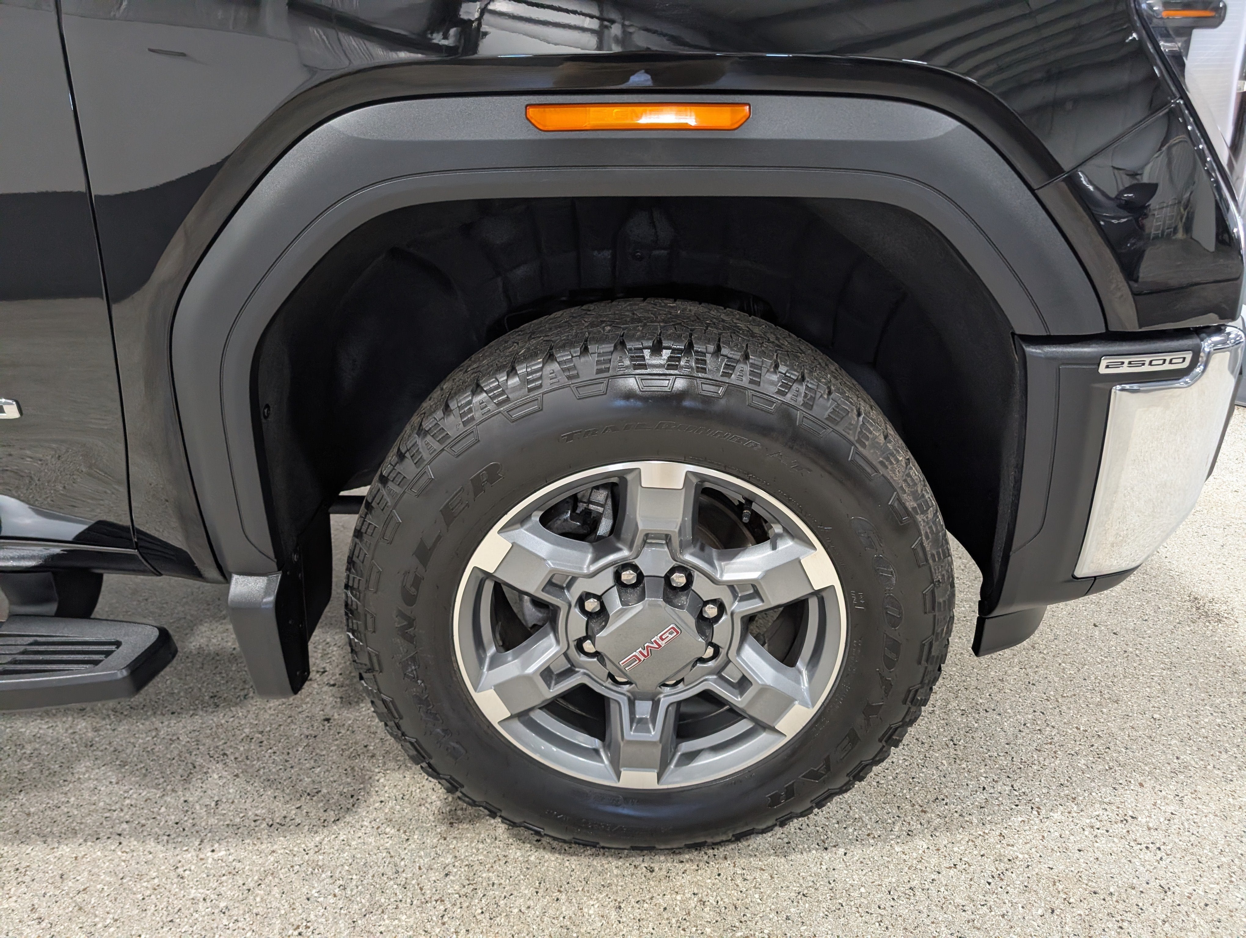 2025 GMC Sierra 2500 HD SLT