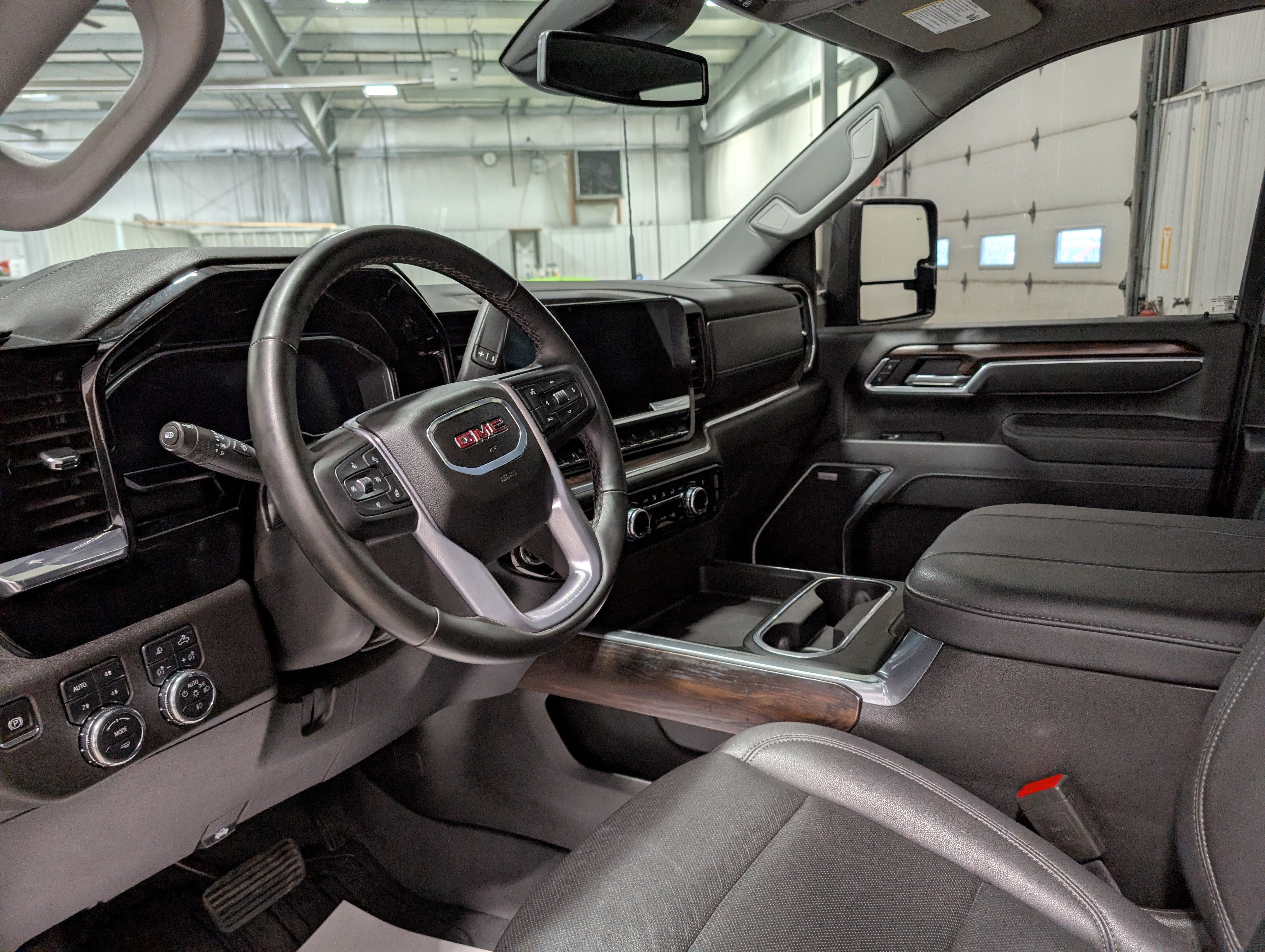 2025 GMC Sierra 2500 HD SLT