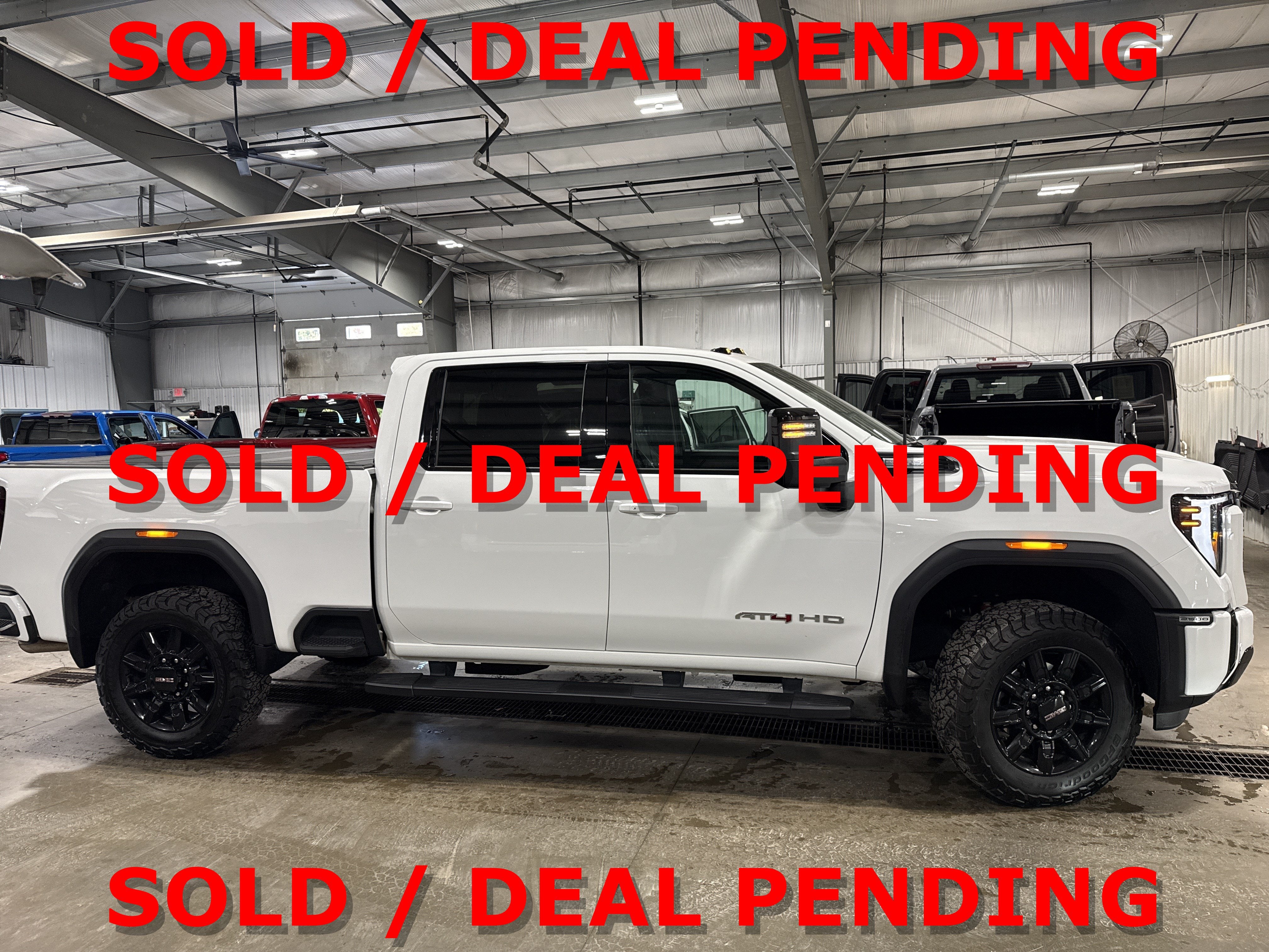 2025 GMC Sierra 2500 HD AT4