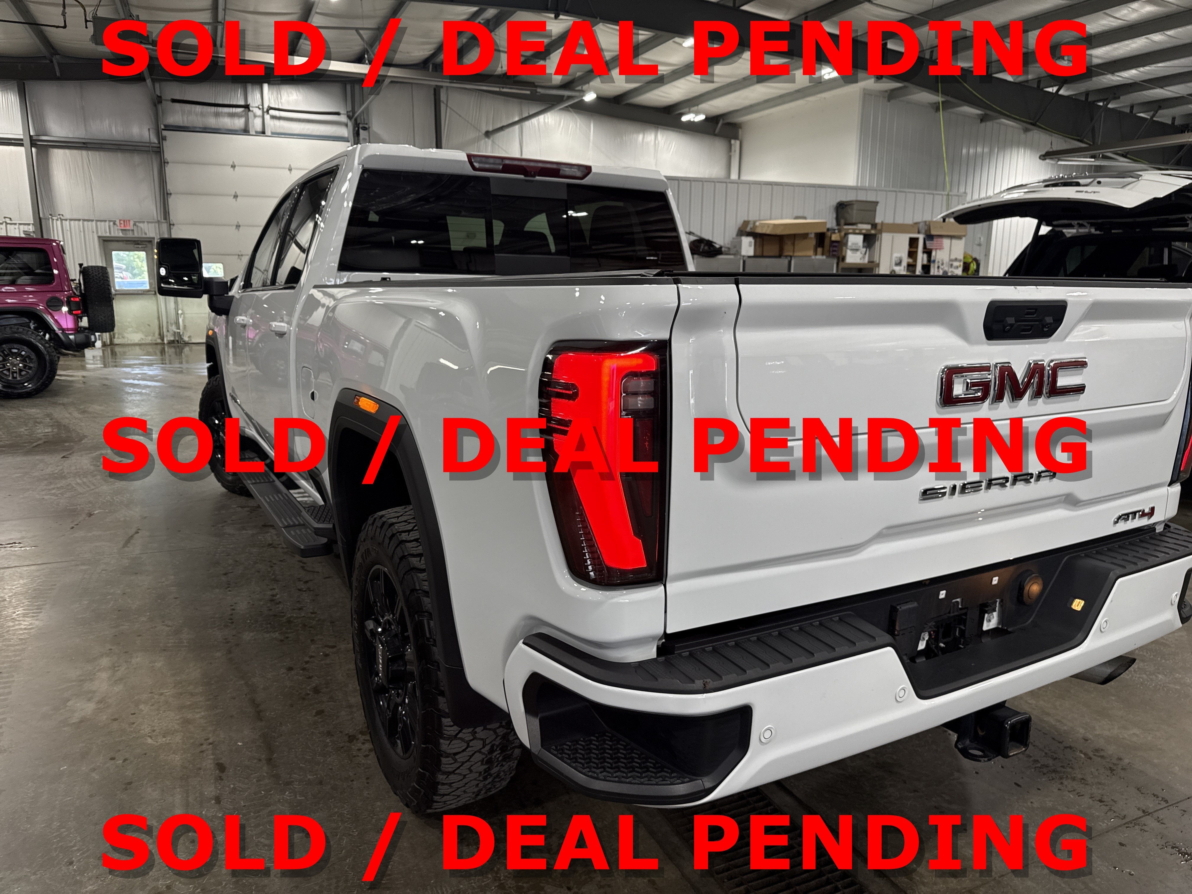 2025 GMC Sierra 2500 HD AT4