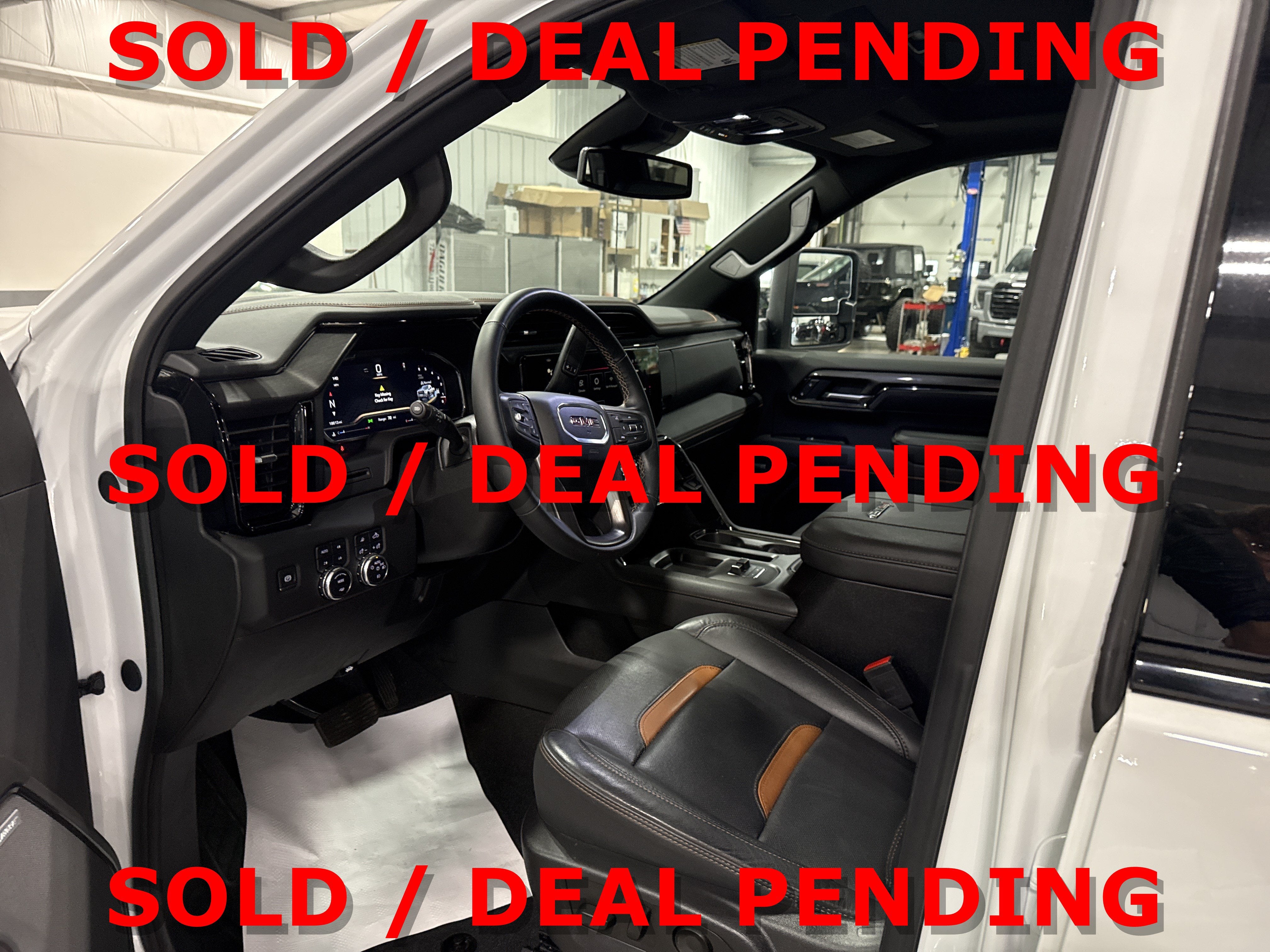 2025 GMC Sierra 2500 HD AT4