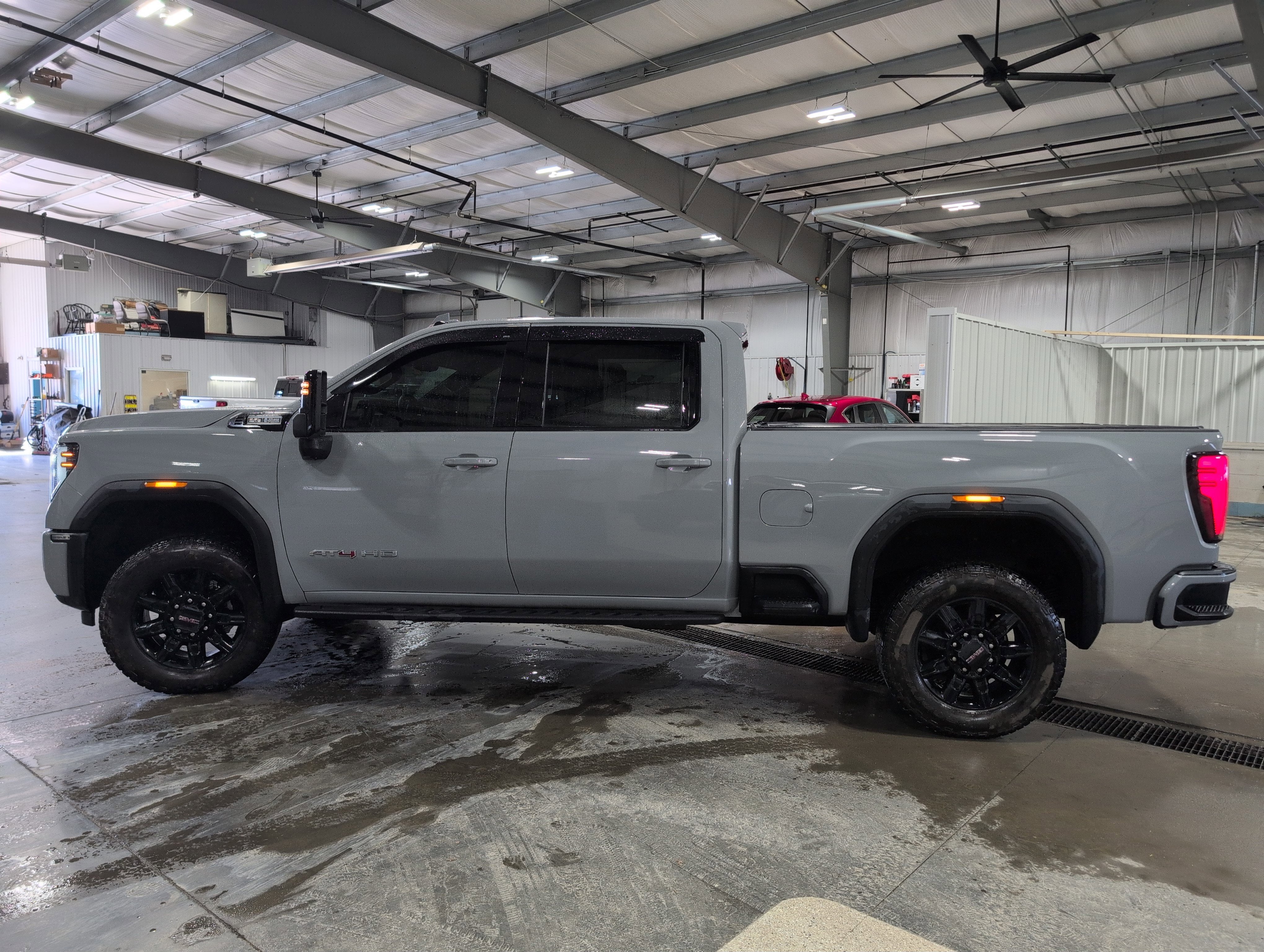 2025 GMC Sierra 2500 HD AT4