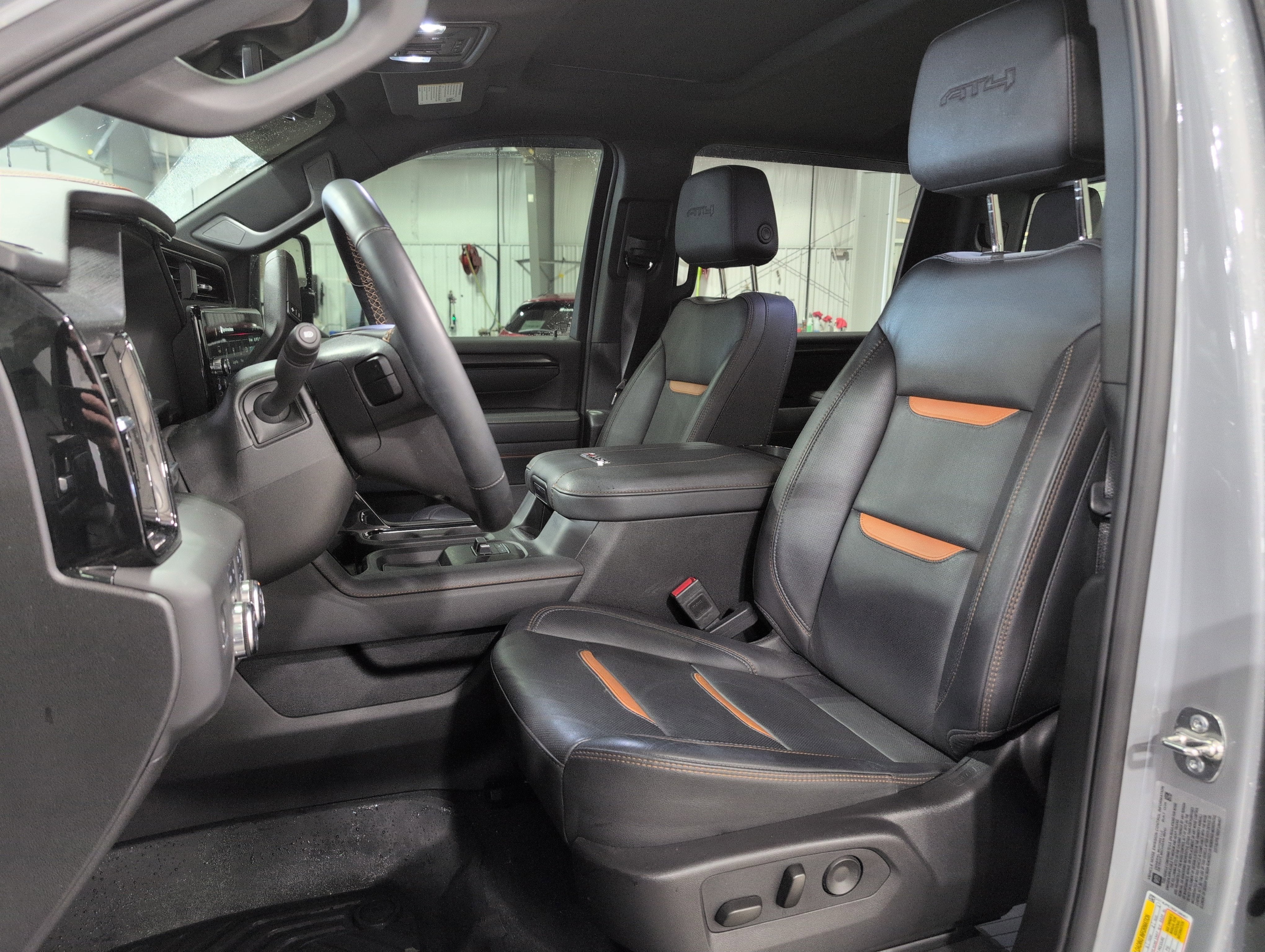 2025 GMC Sierra 2500 HD AT4