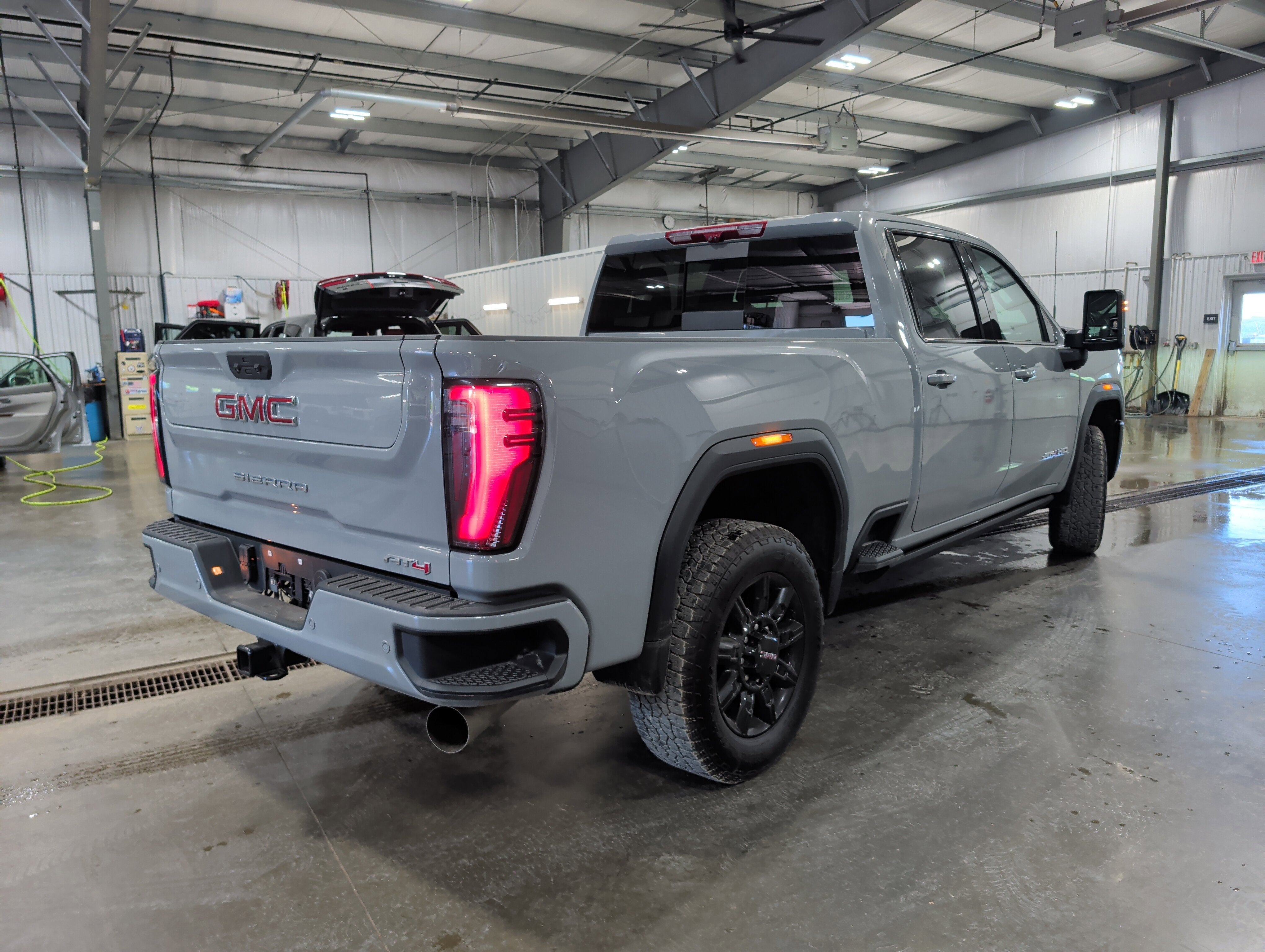 2025 GMC Sierra 2500 HD AT4