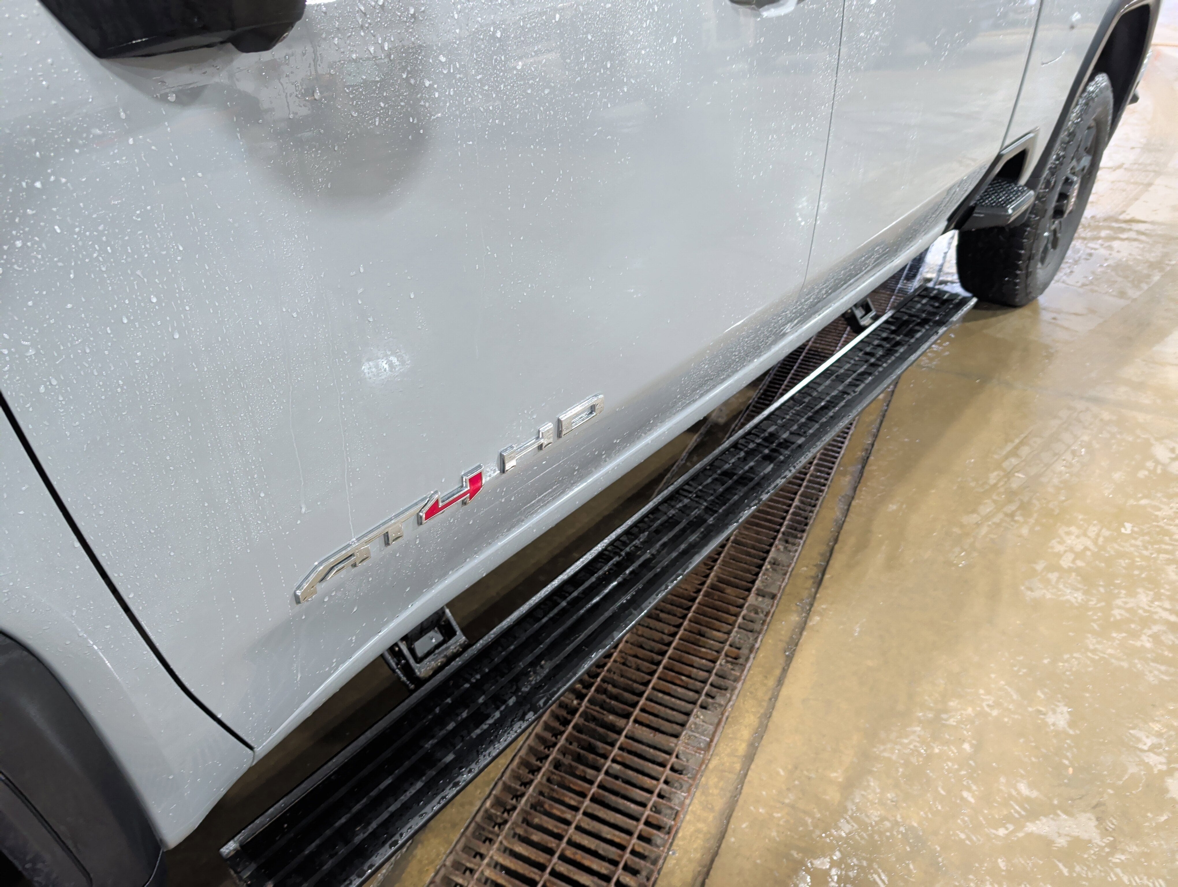 2025 GMC Sierra 2500 HD AT4