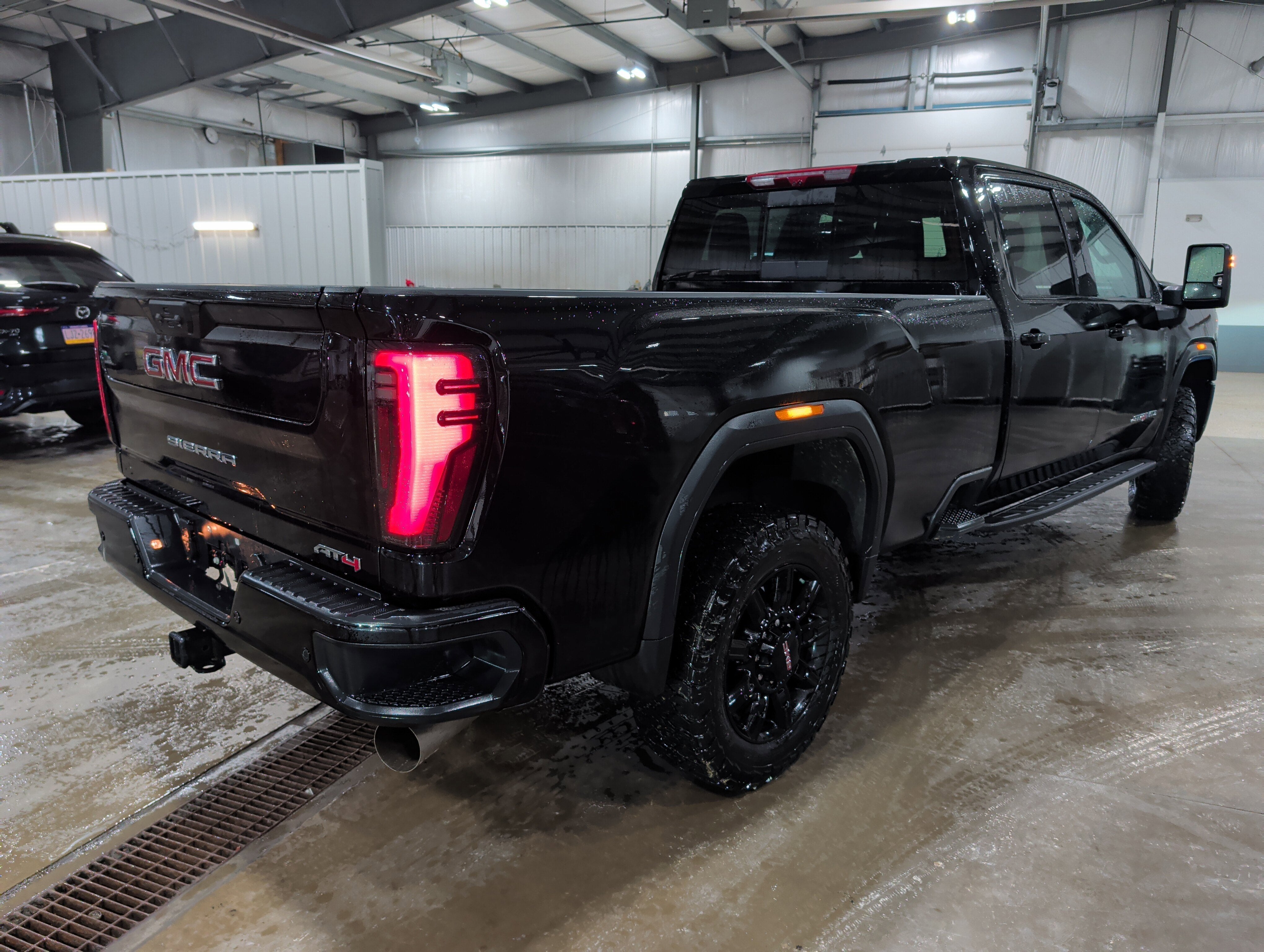 2025 GMC Sierra 2500 HD AT4